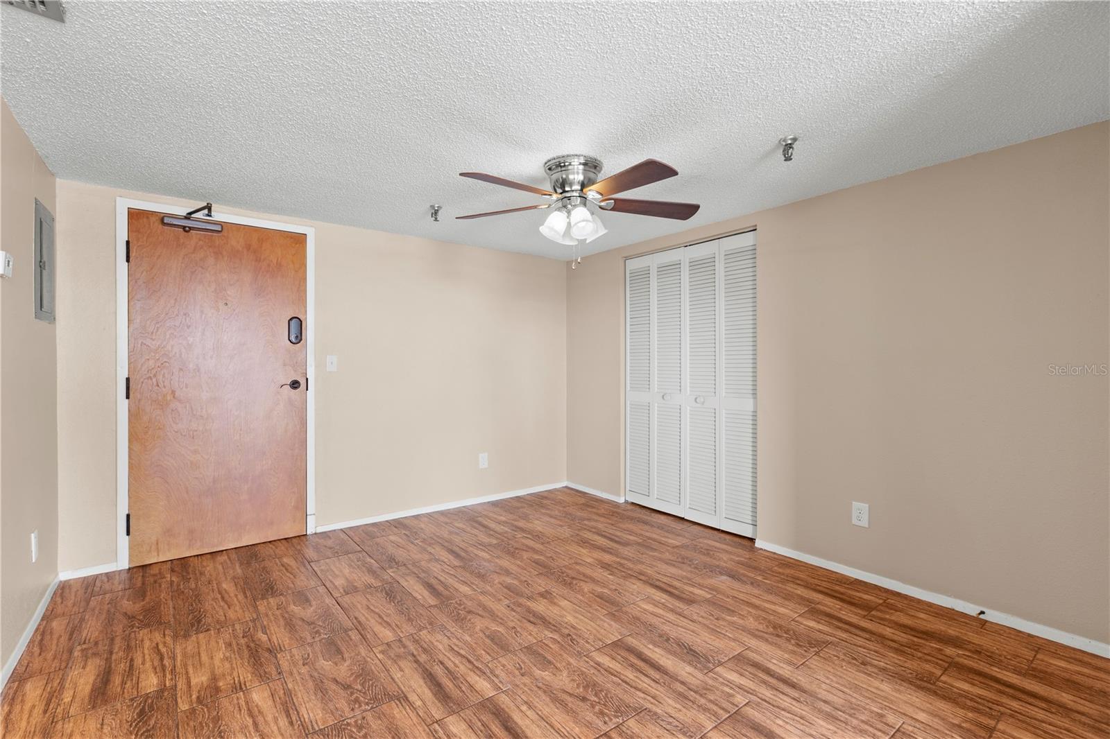 SOUTH BAY CONDO - Residential