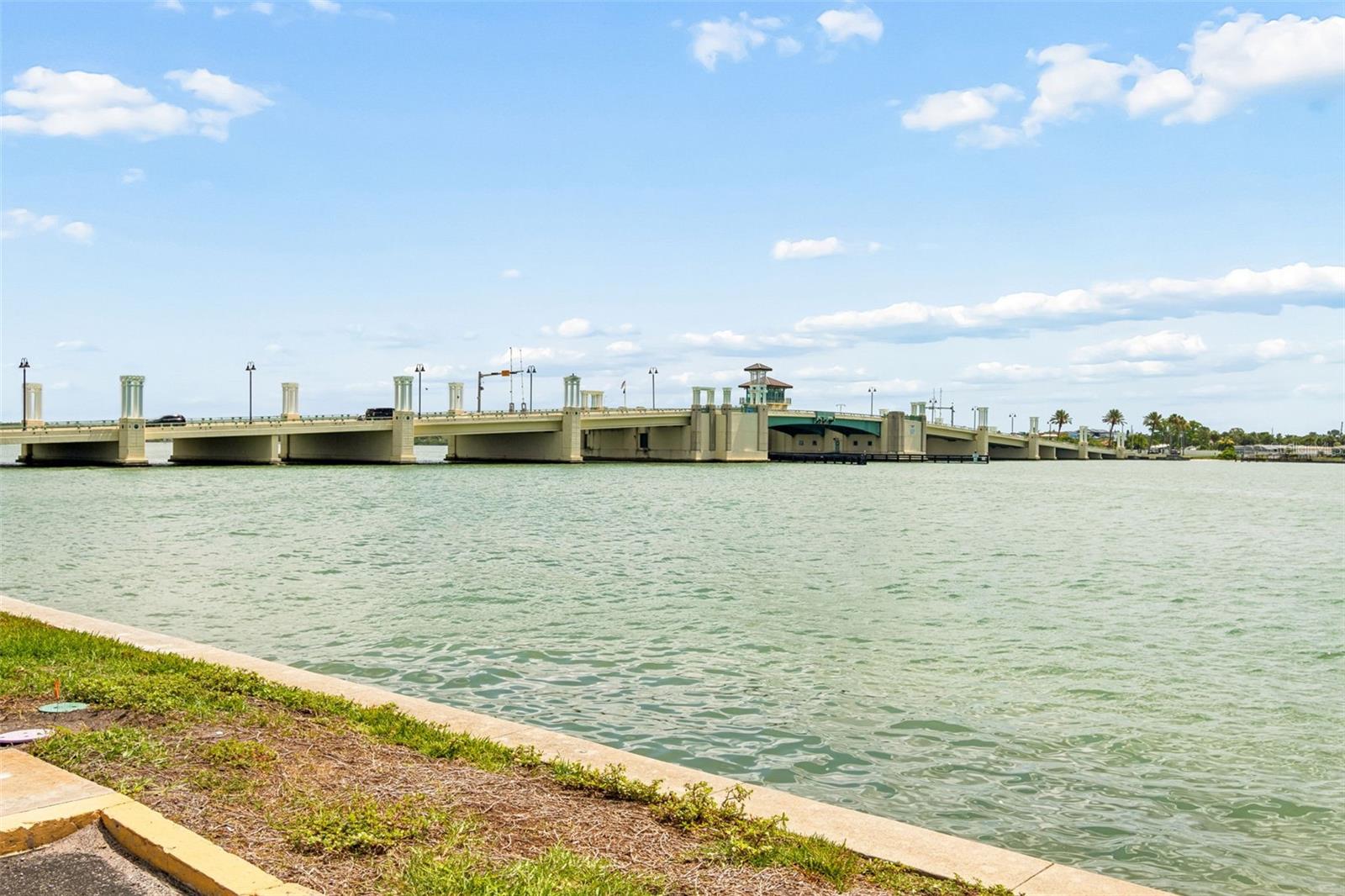 TREASURE ISLAND TENNIS & YACHT CLUB - Residential