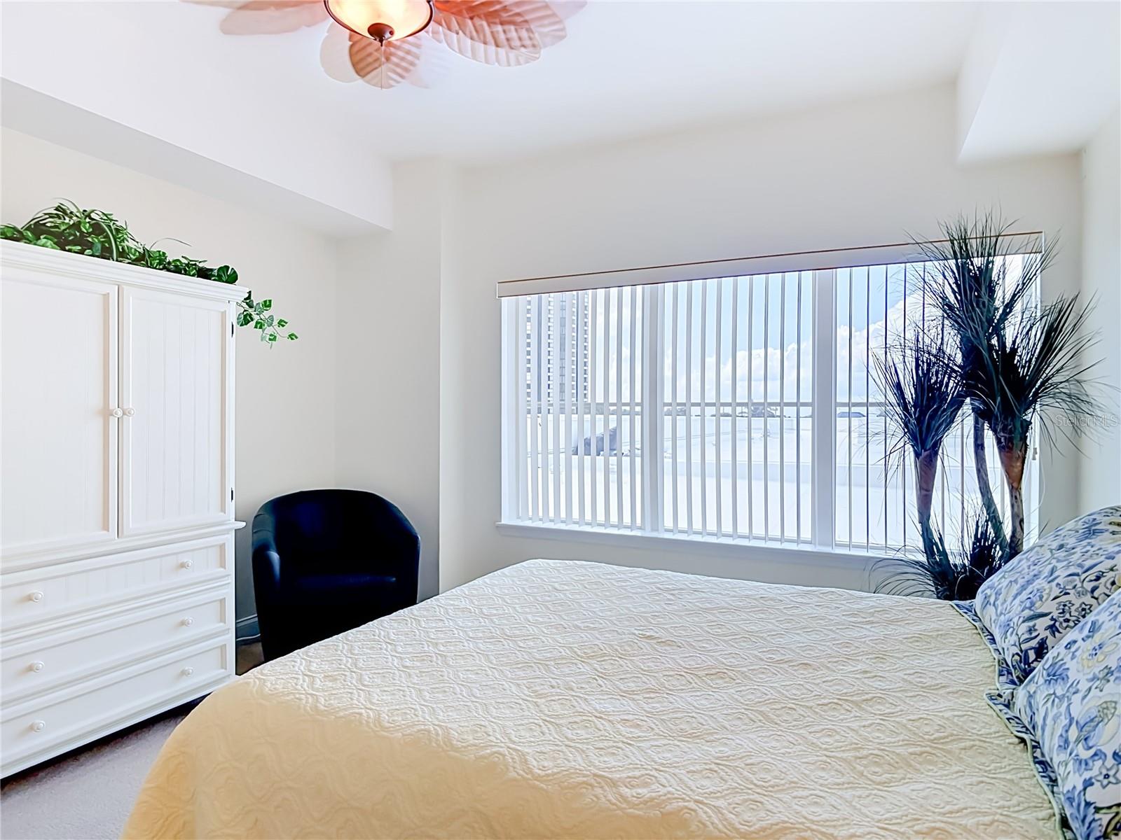 OCEANS GRAND - Residential
