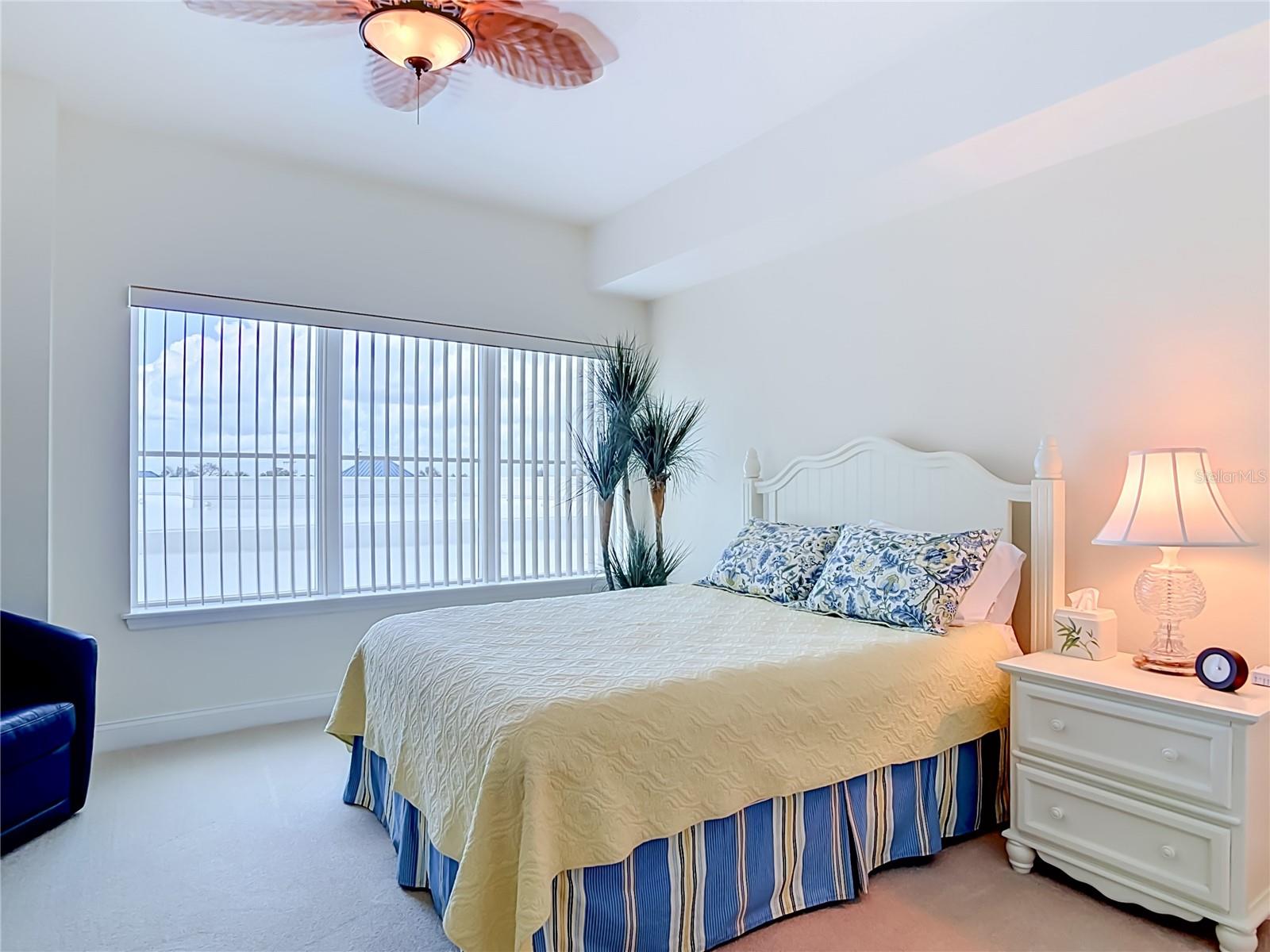 OCEANS GRAND - Residential