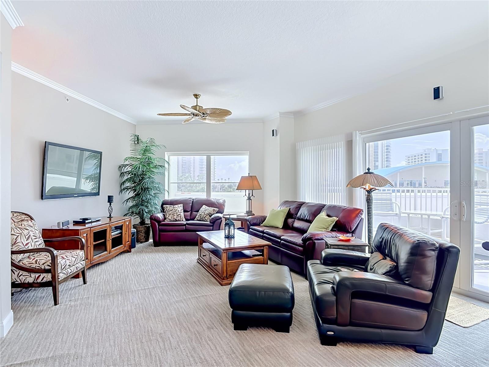 OCEANS GRAND - Residential
