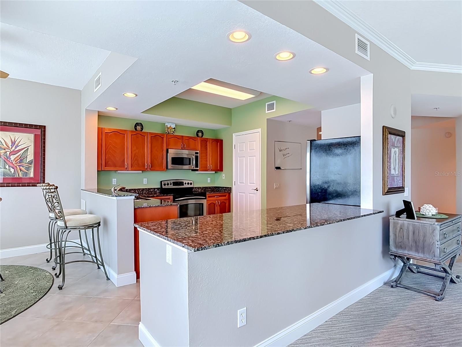 OCEANS GRAND - Residential