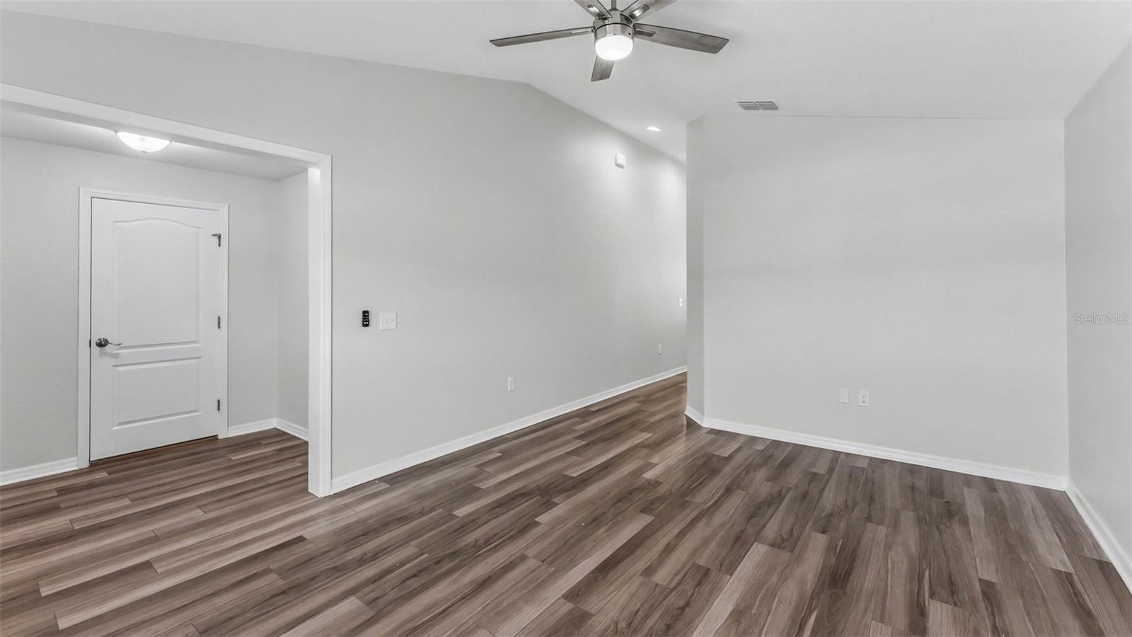 HALLAM PRESERVE WEST J - Residential