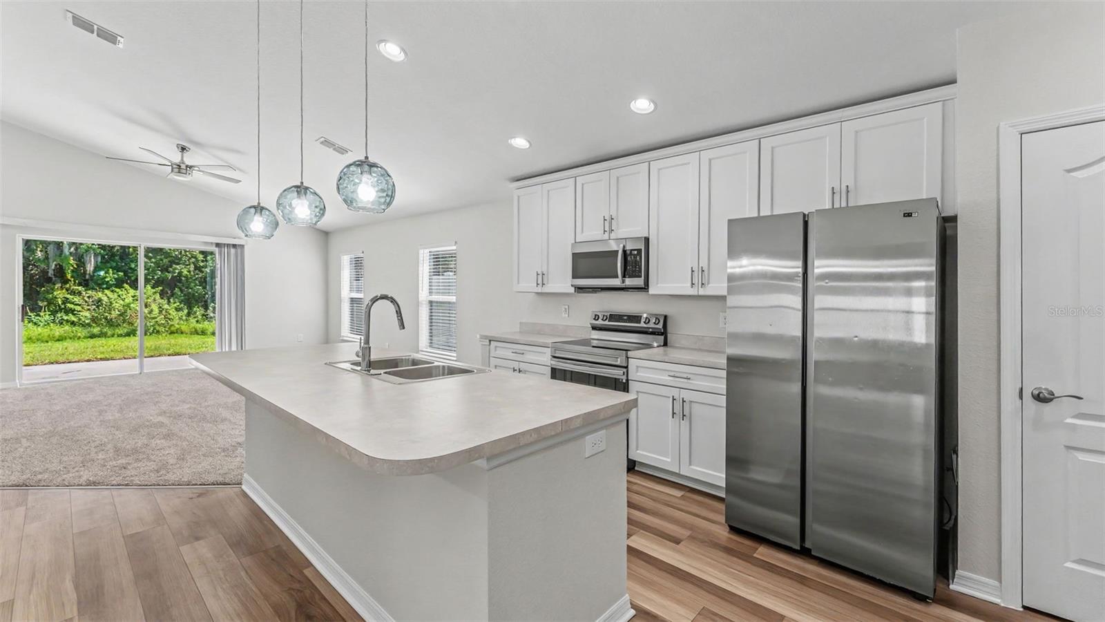 HALLAM PRESERVE WEST J - Residential