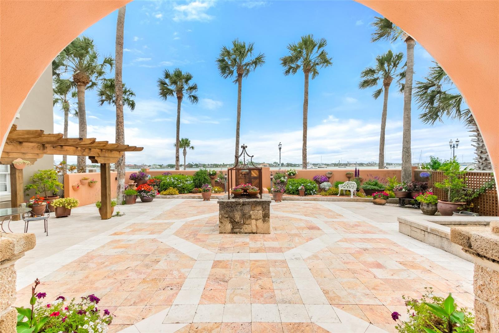 CITY/ST AUGUSTINE - Residential