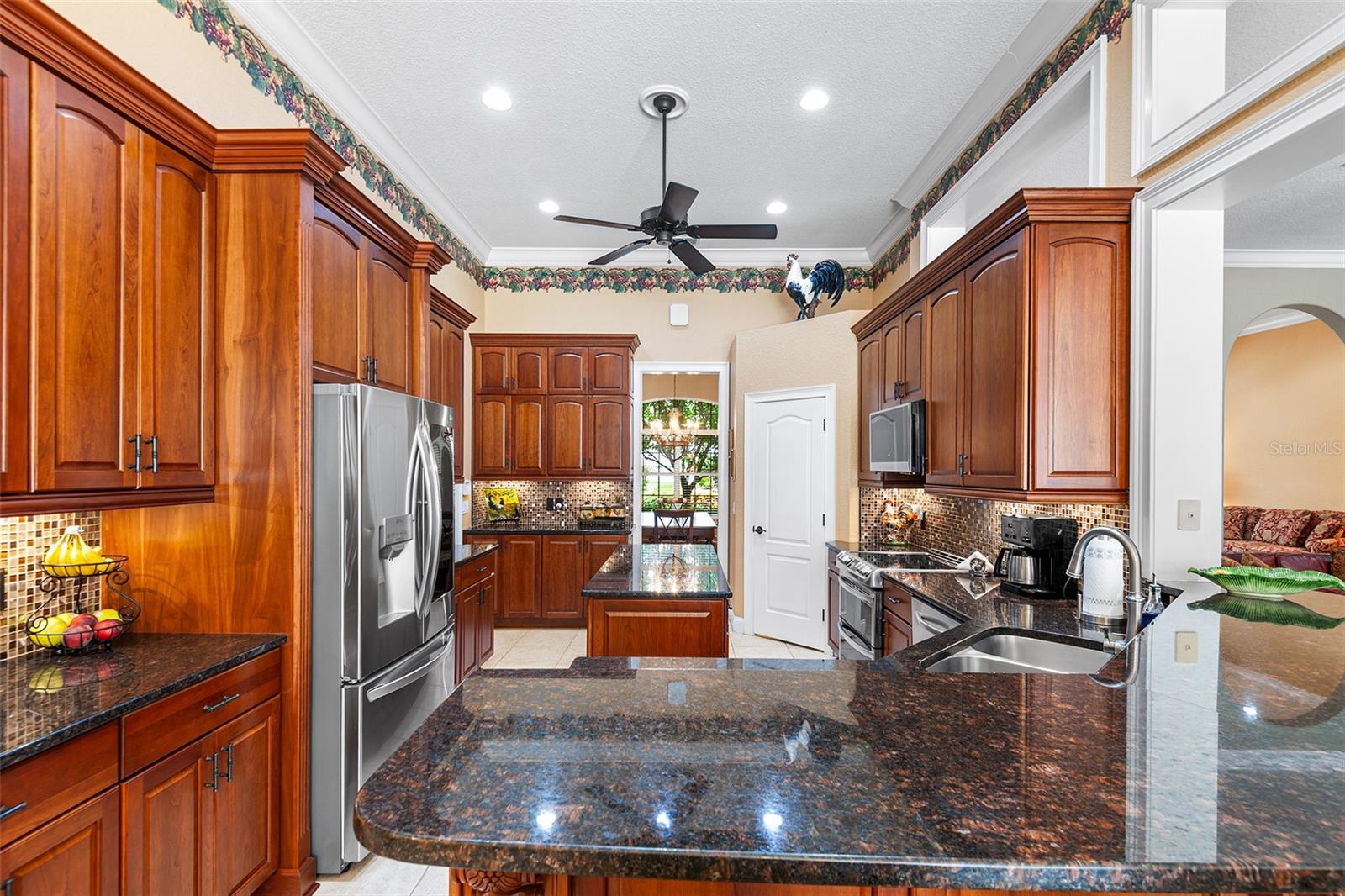 HAMILTON POINTE - Residential