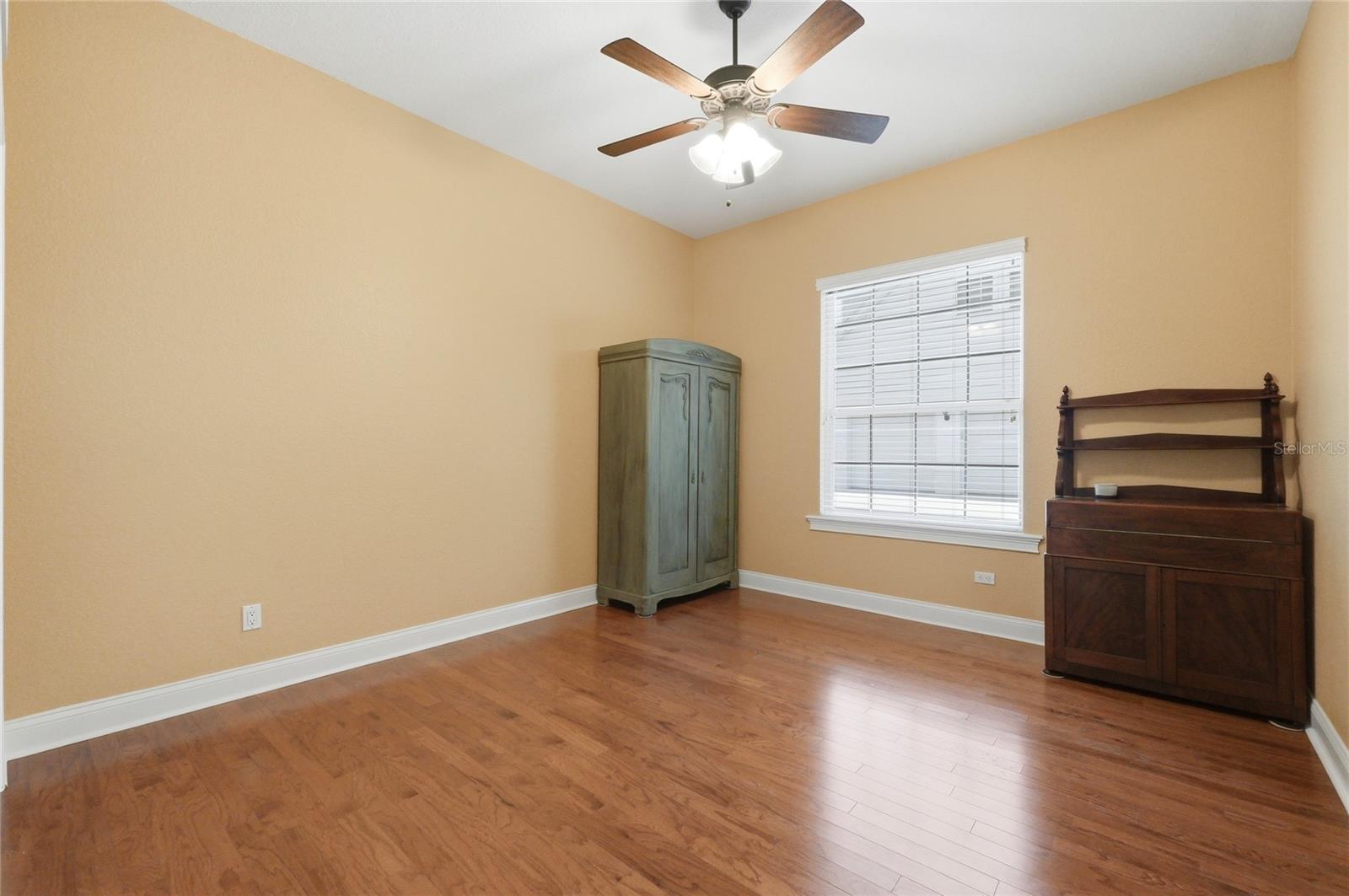 HAMILTON POINTE - Residential