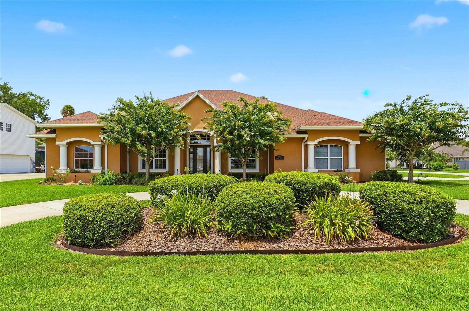 HAMILTON POINTE - Residential