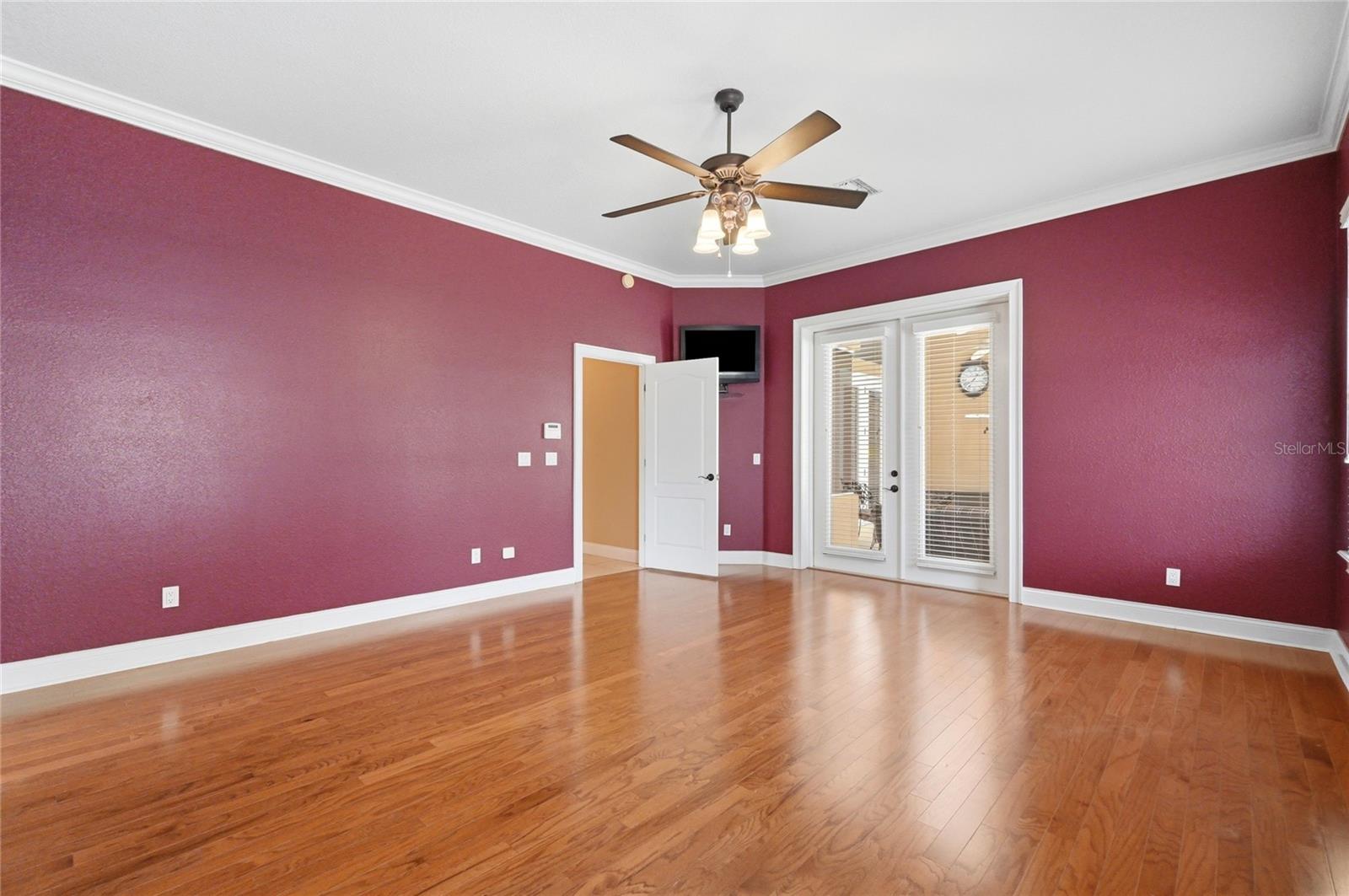 HAMILTON POINTE - Residential