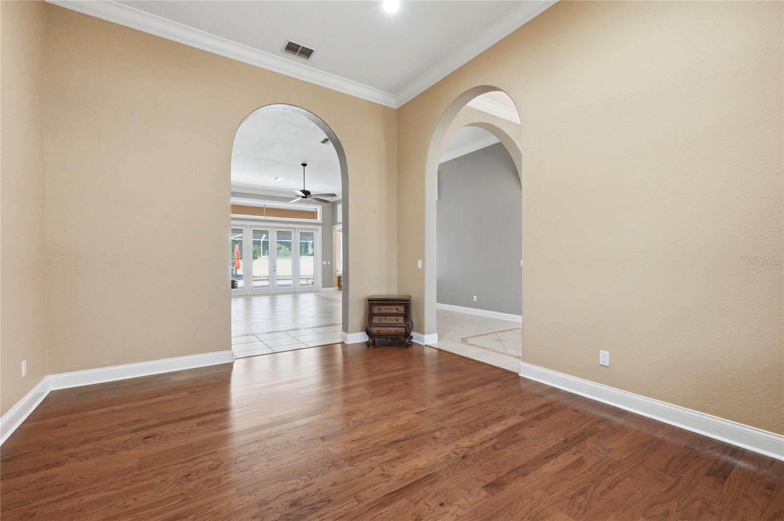 HAMILTON POINTE - Residential