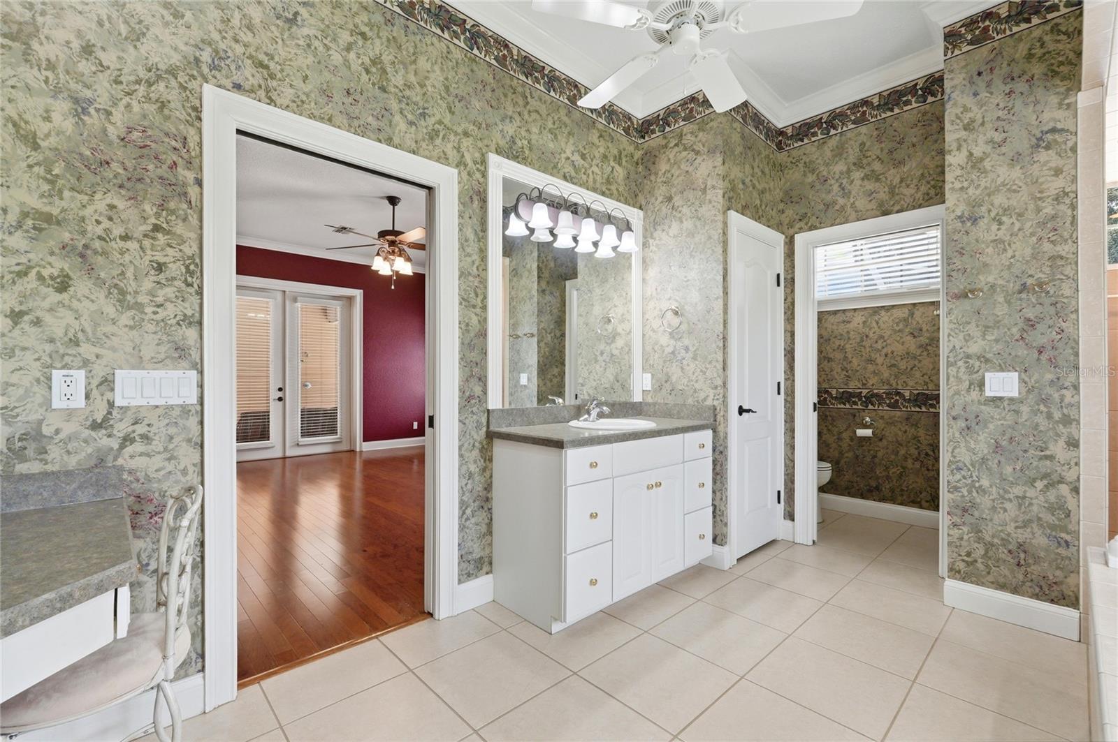 HAMILTON POINTE - Residential