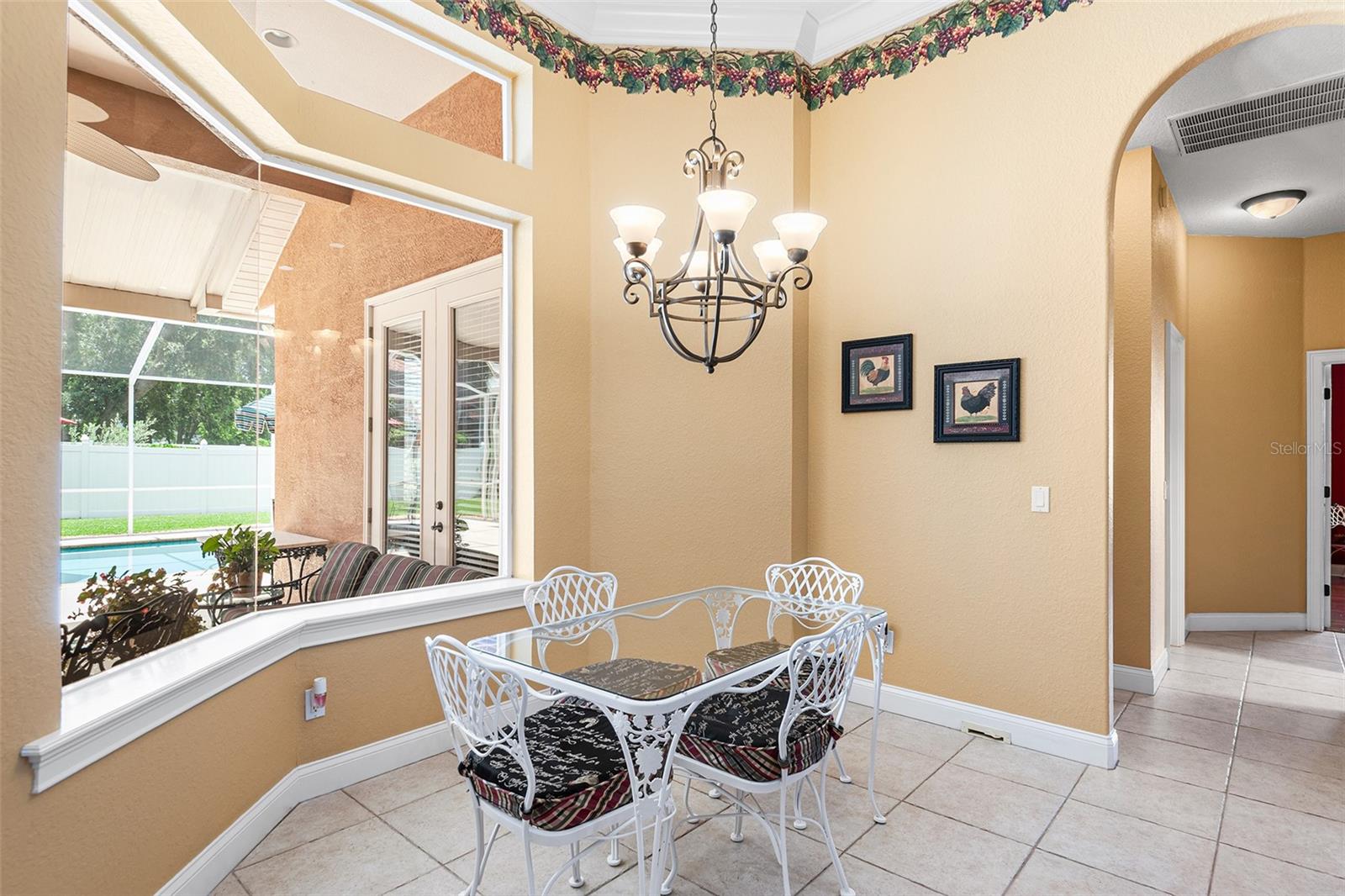 HAMILTON POINTE - Residential