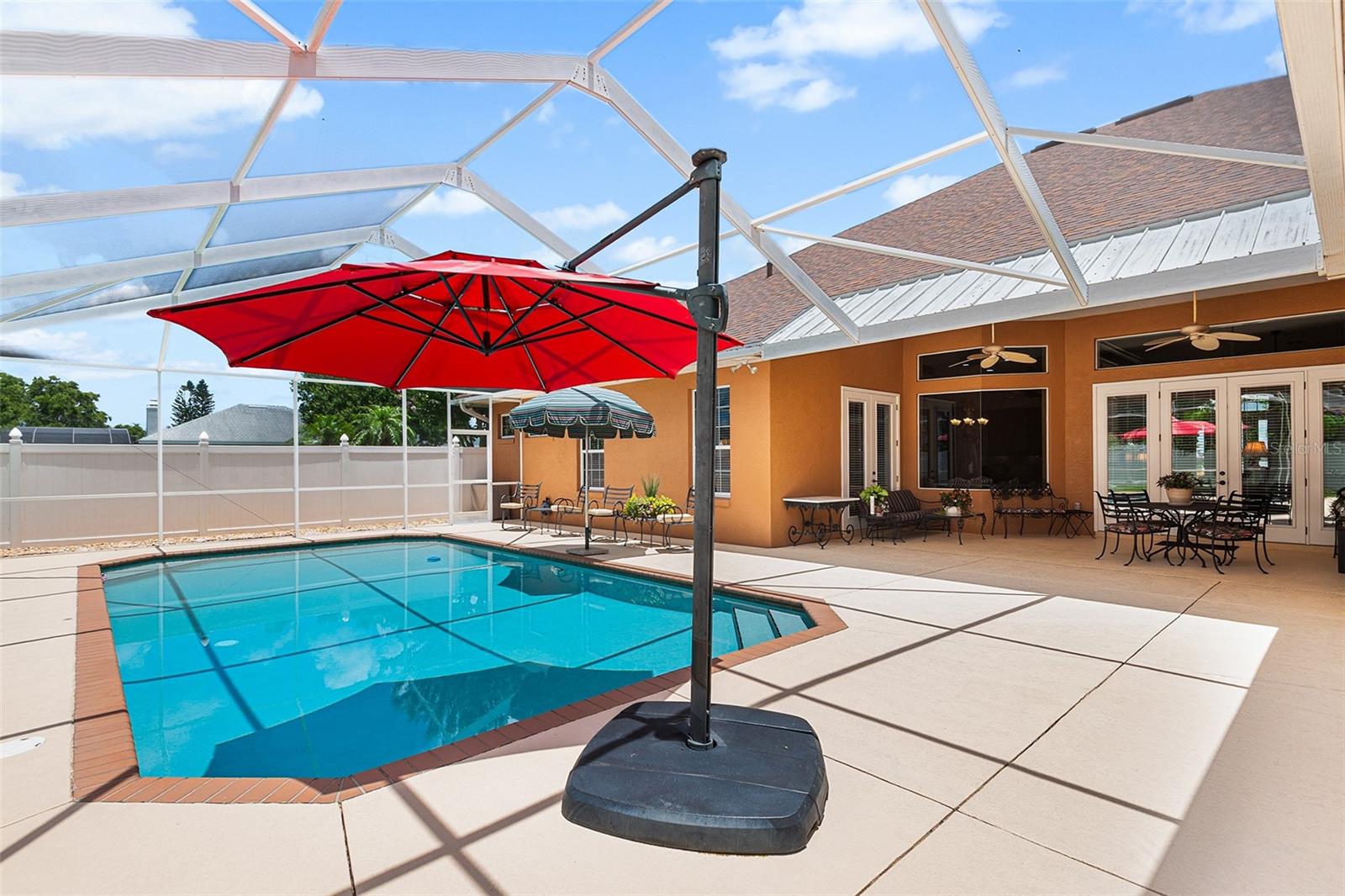 HAMILTON POINTE - Residential