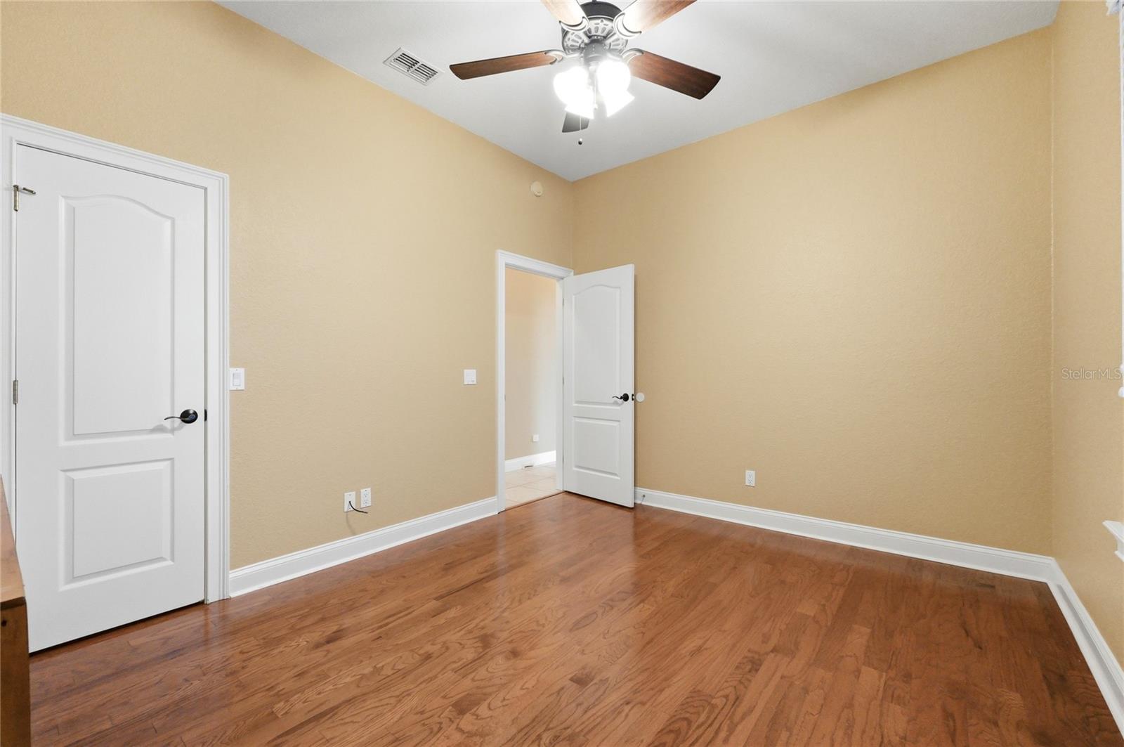 HAMILTON POINTE - Residential