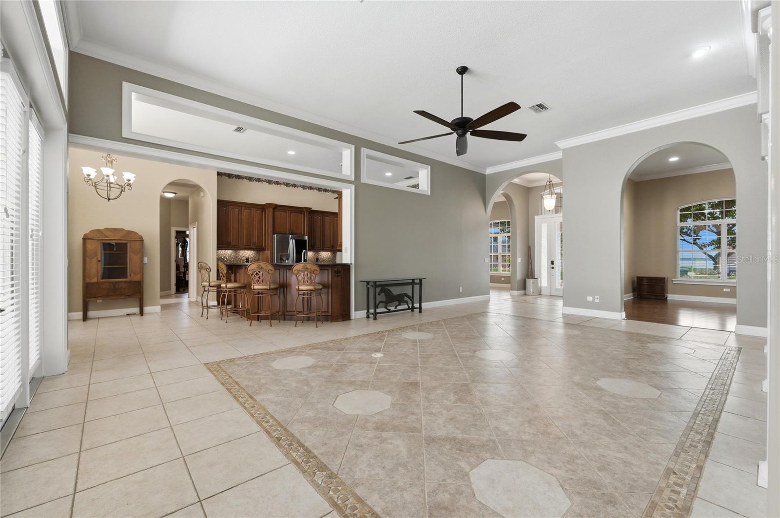 HAMILTON POINTE - Residential