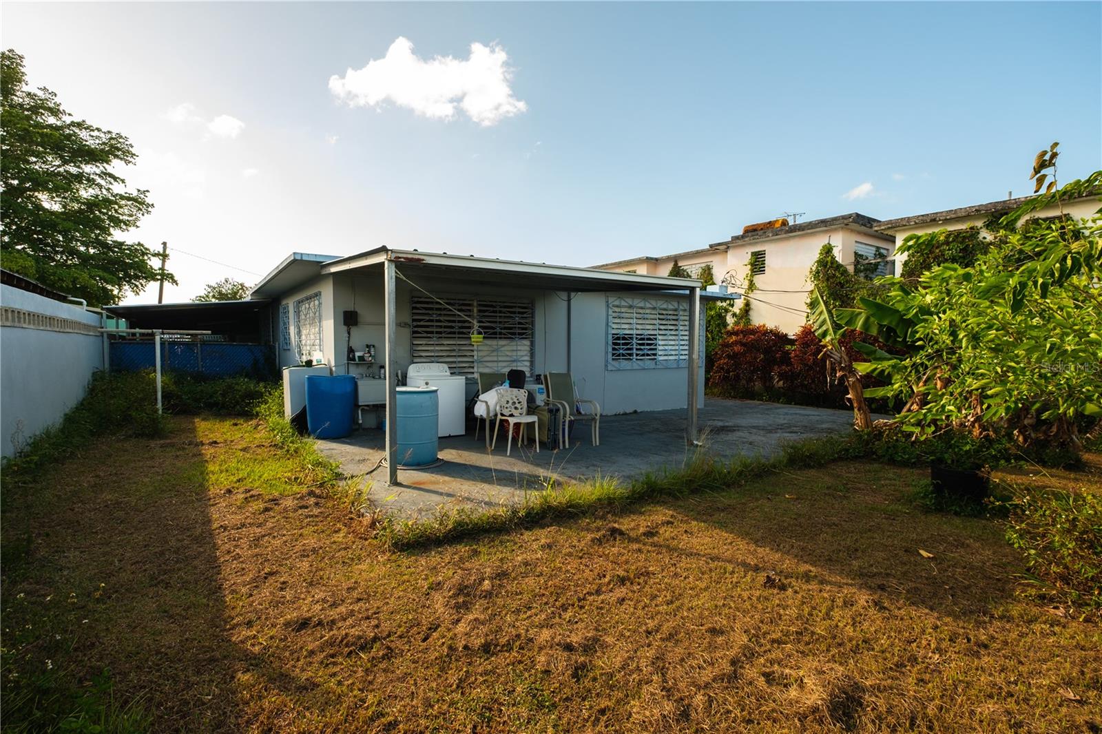 EL PARAÍSO DEVELOPMENT - Residential Income