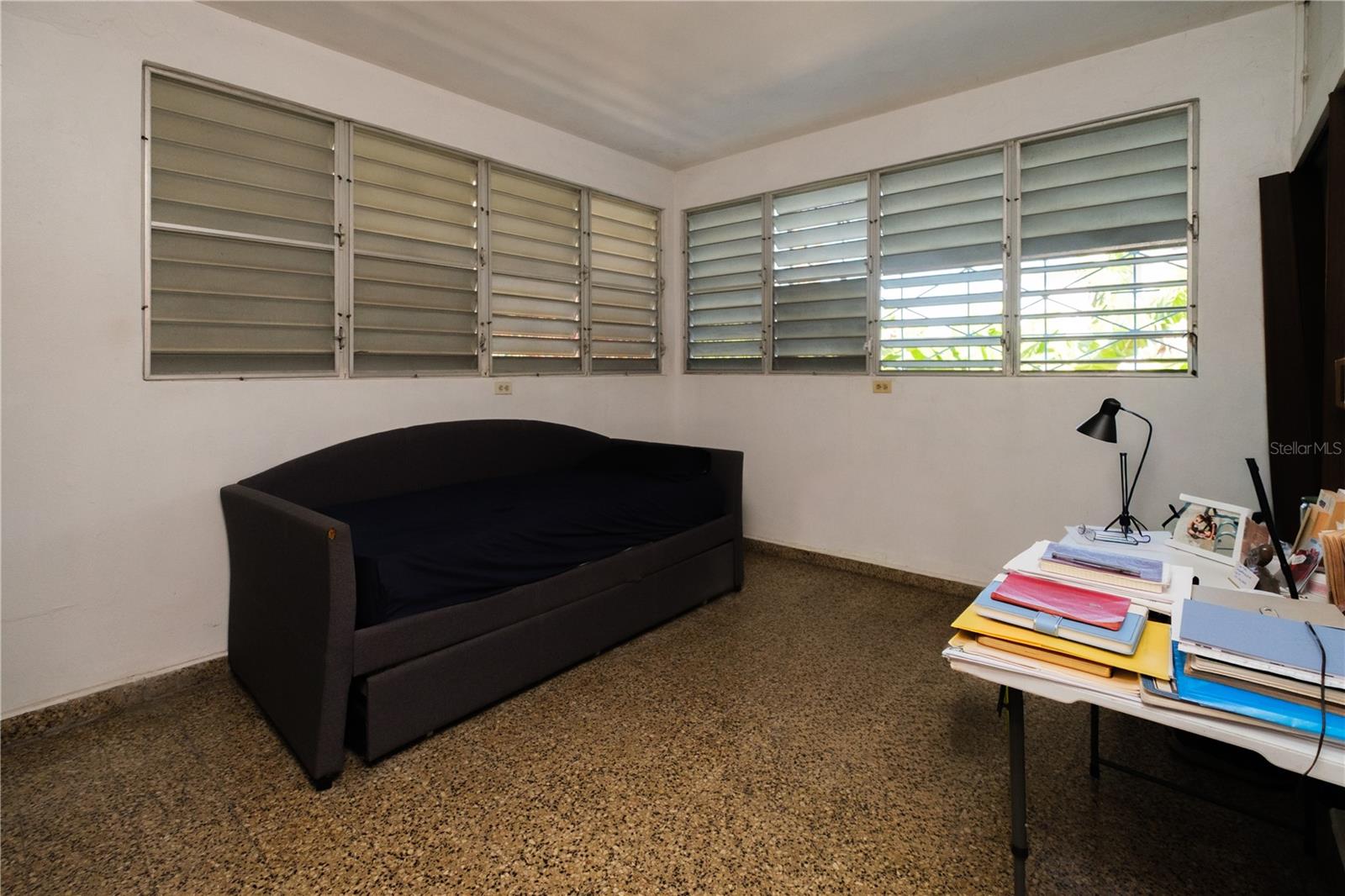 EL PARAÍSO DEVELOPMENT - Residential Income