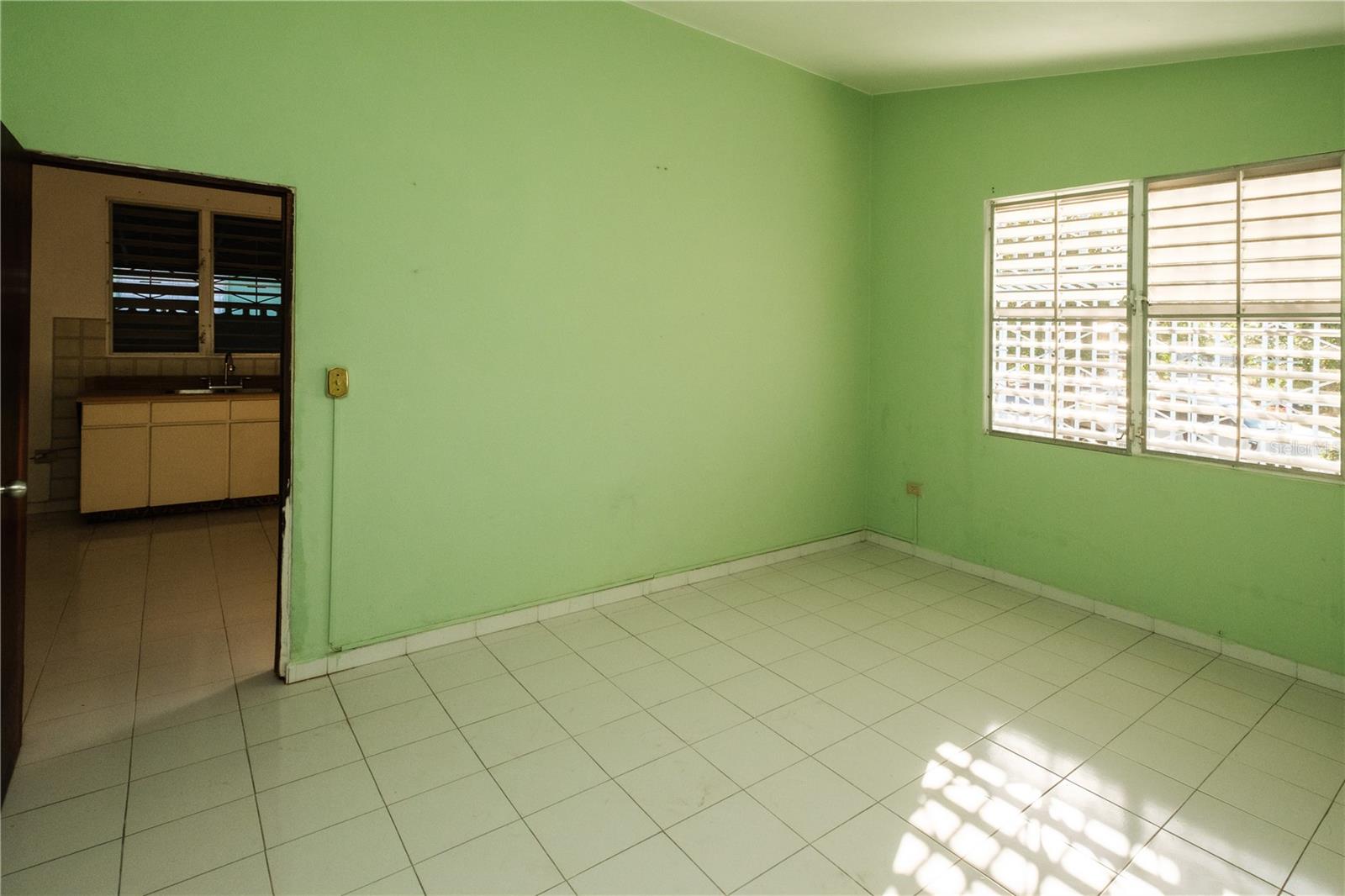 EL PARAÍSO DEVELOPMENT - Residential Income