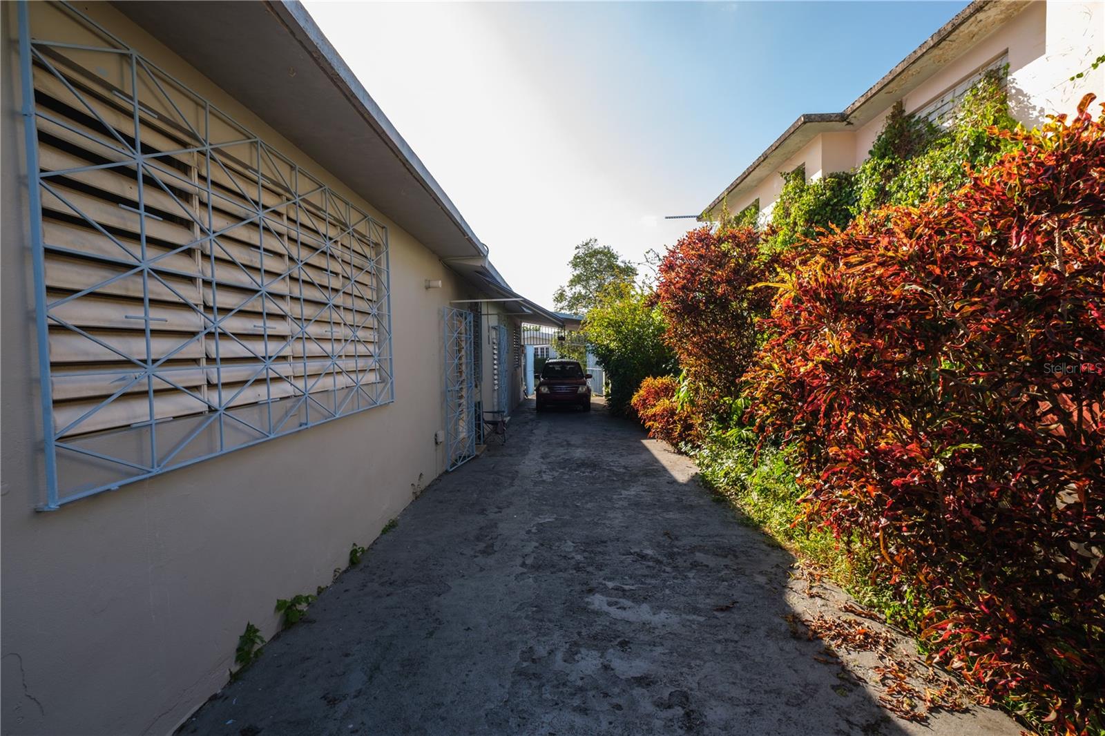 EL PARAÍSO DEVELOPMENT - Residential Income