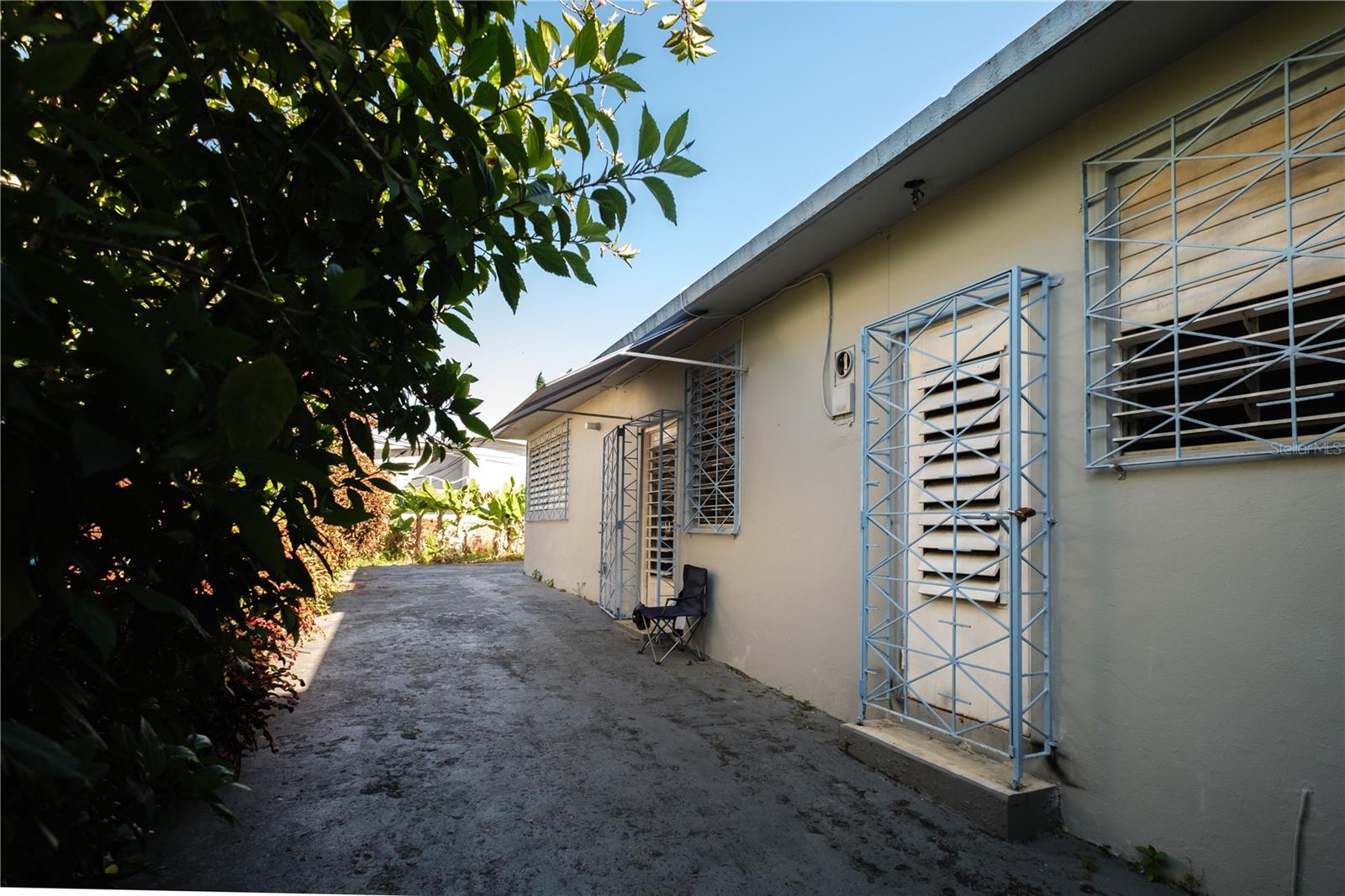 EL PARAÍSO DEVELOPMENT - Residential Income