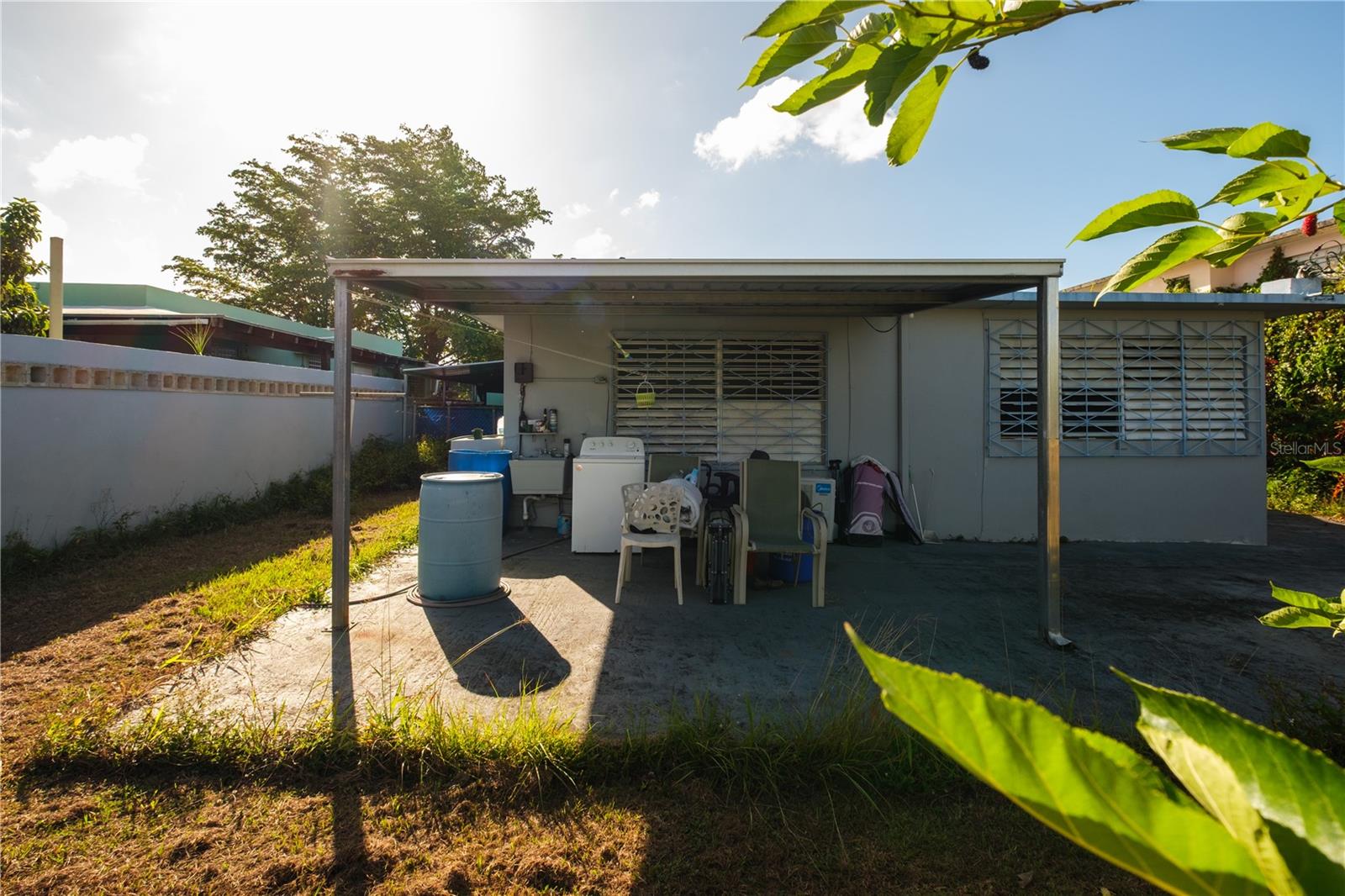 EL PARAÍSO DEVELOPMENT - Residential Income