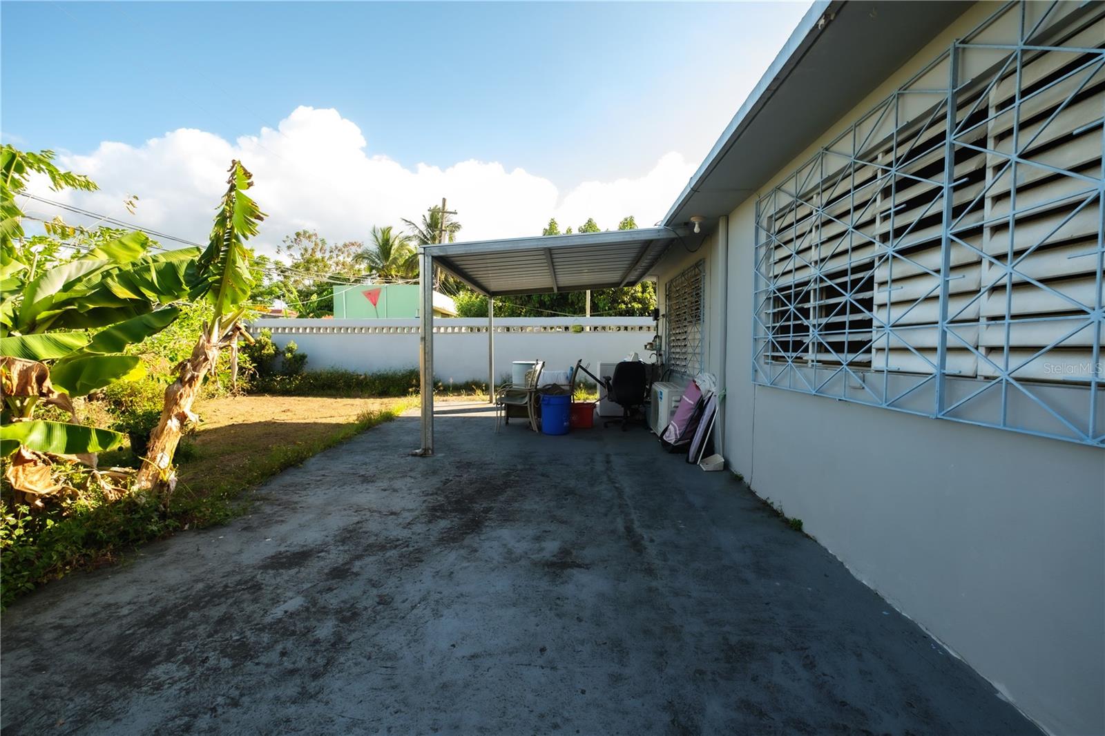 EL PARAÍSO DEVELOPMENT - Residential Income