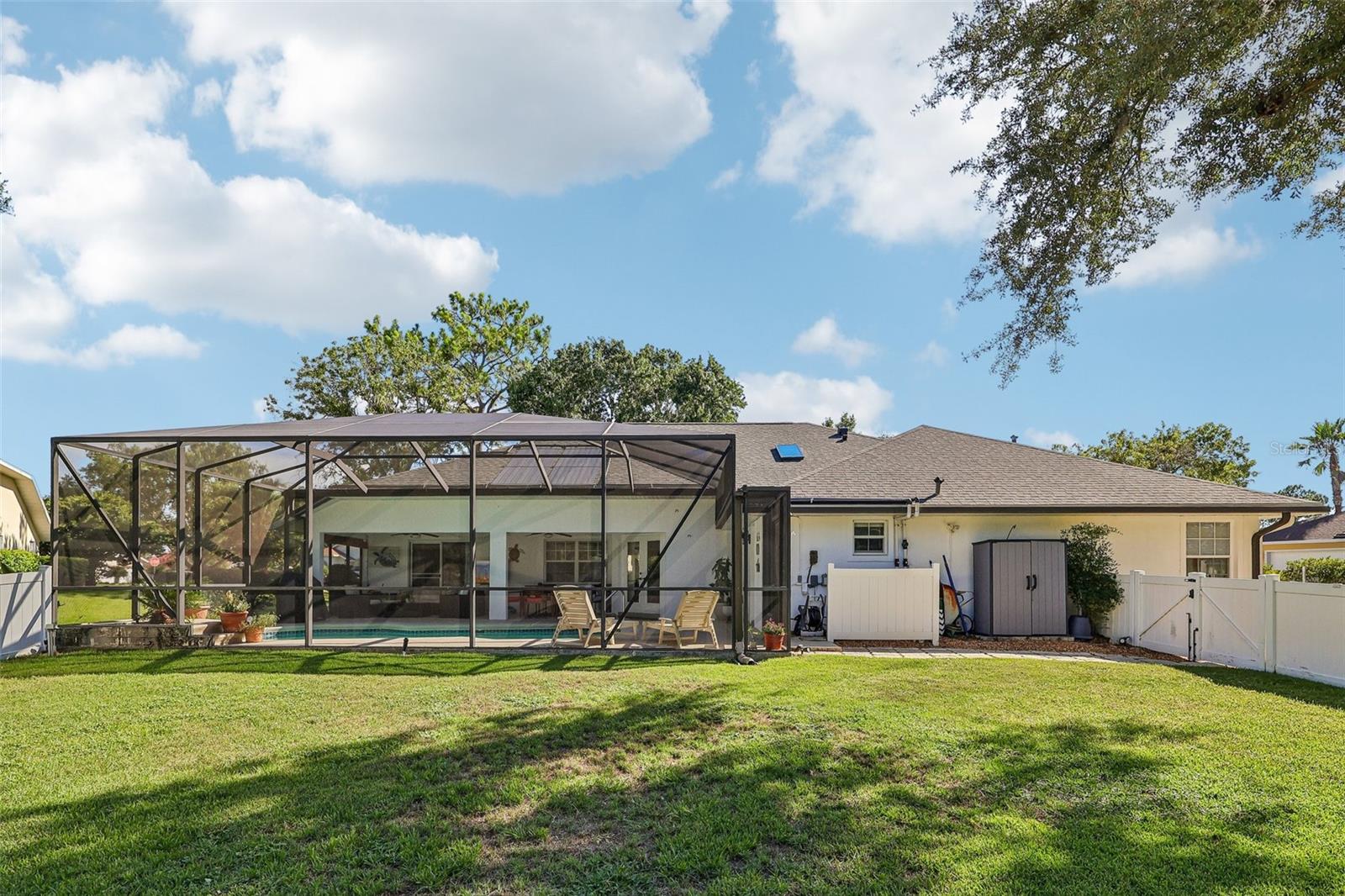 LAKE DIAMOND GOLF & CC - Residential