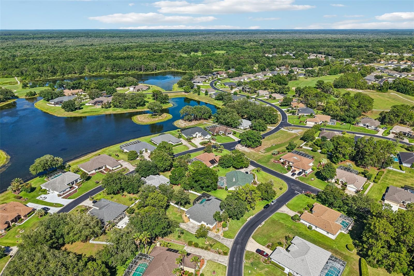LAKE DIAMOND GOLF & CC - Residential