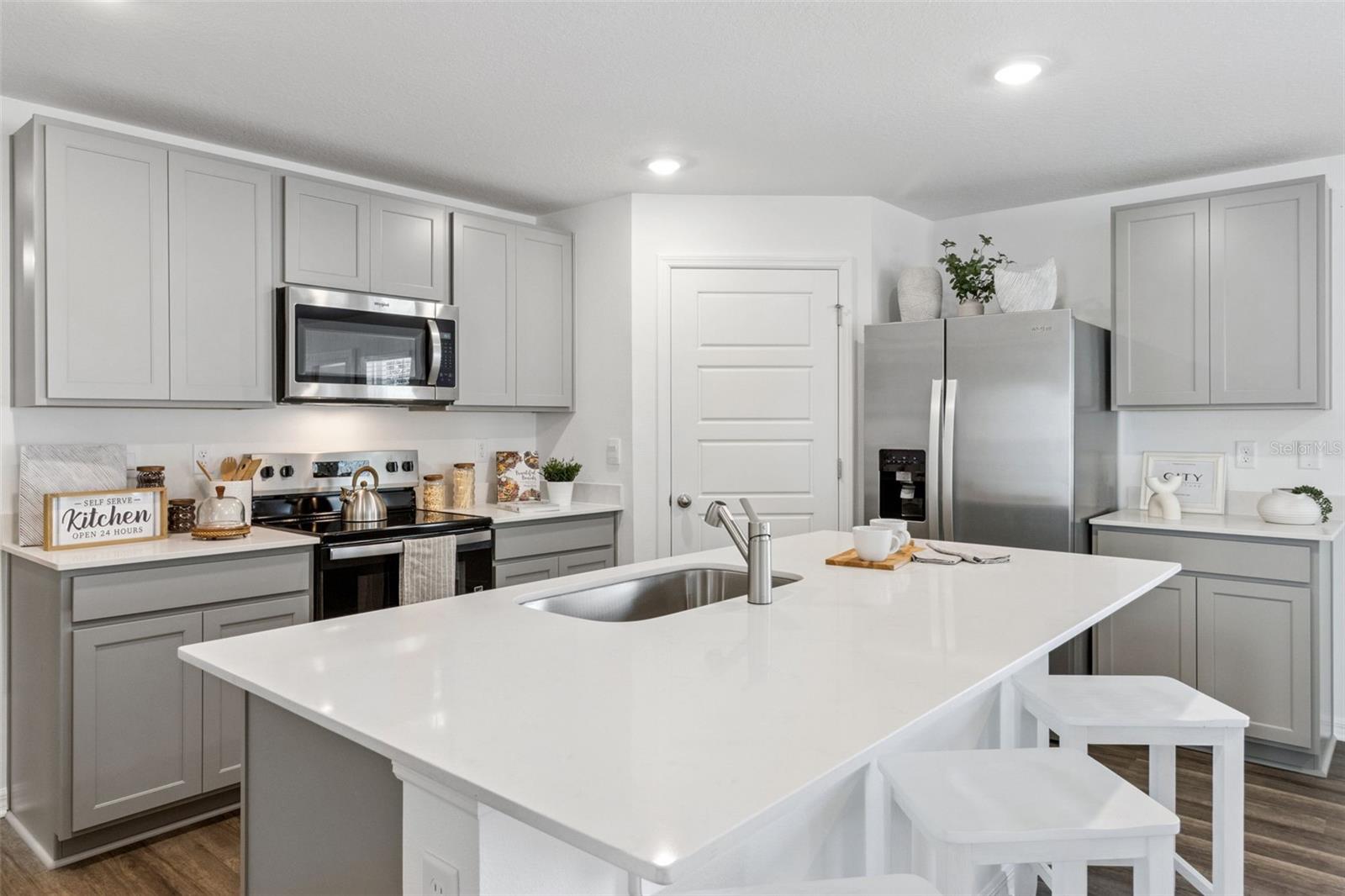 HAMILTON BLUFF SUBDIVISION PHASES 1 & 2 - Residential