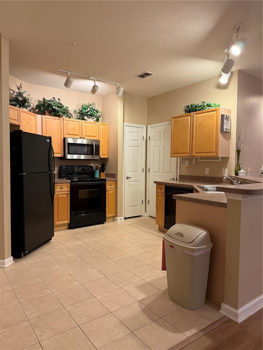 TERRACE RIDGE AT TOWN CENTER EAST - Residential
