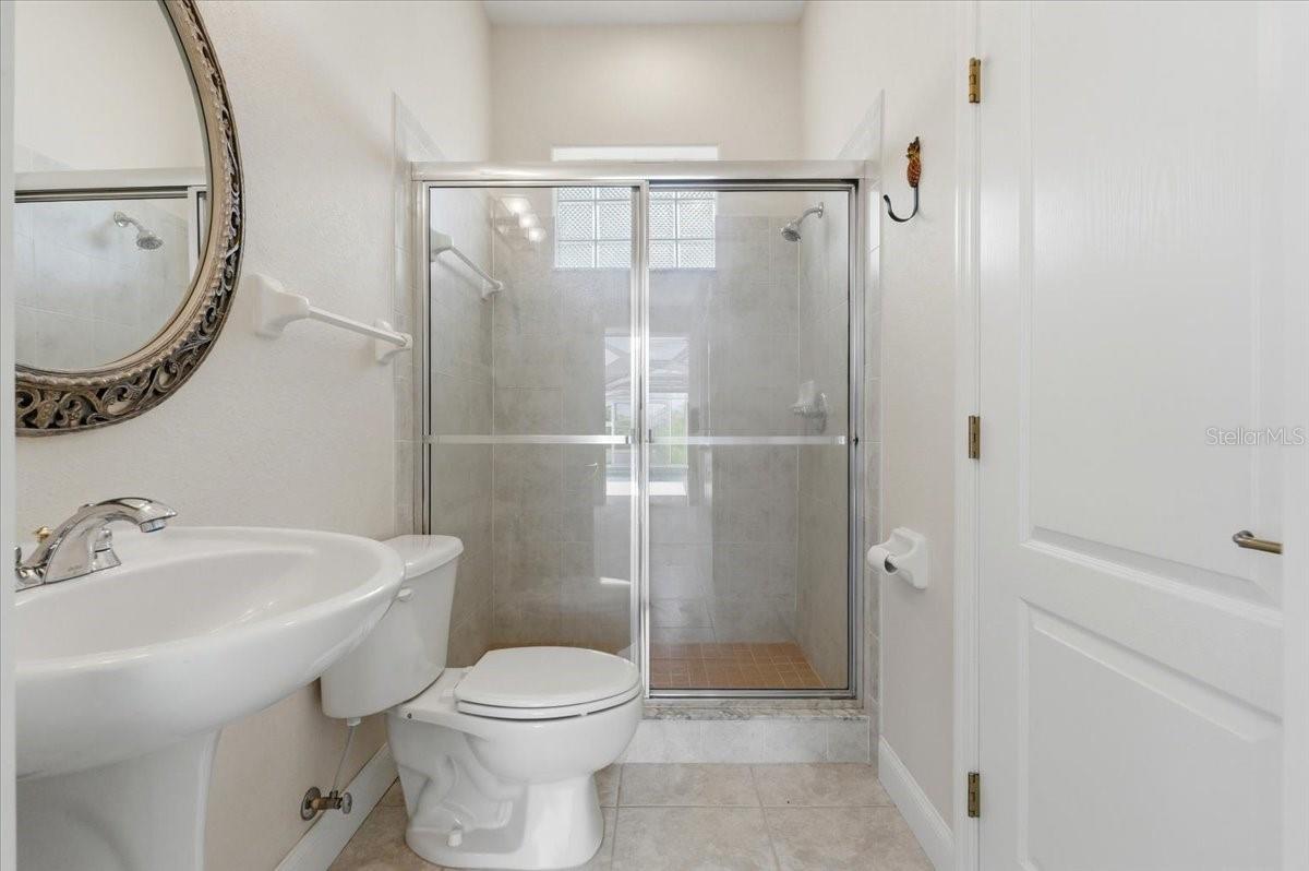 GRANDVIEW LANDINGS - Residential