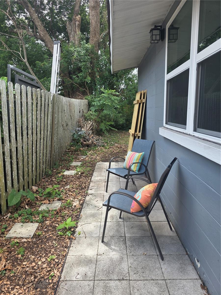 ORANGE TERRACE - Residential Lease