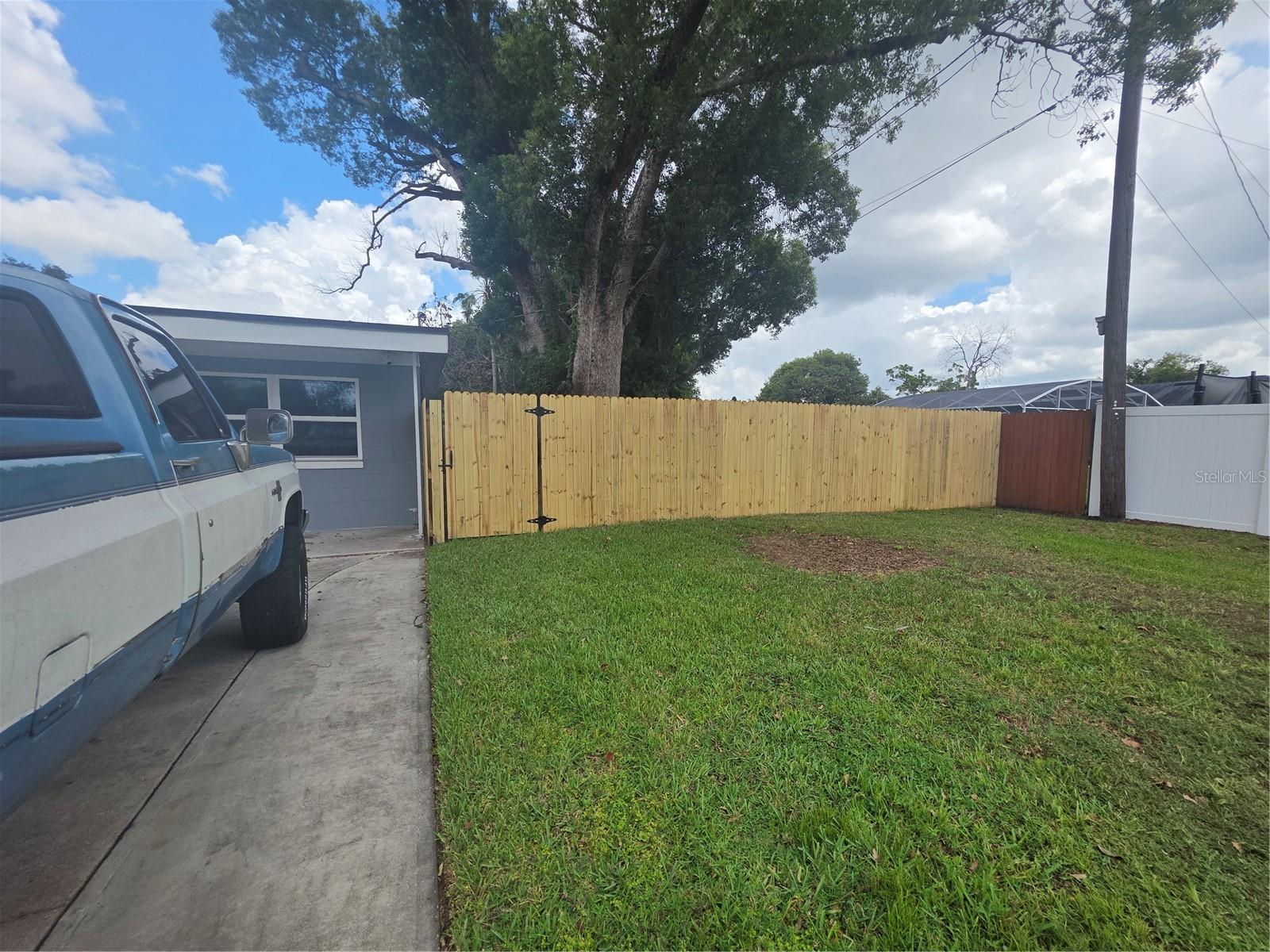 ORANGE TERRACE - Residential Lease