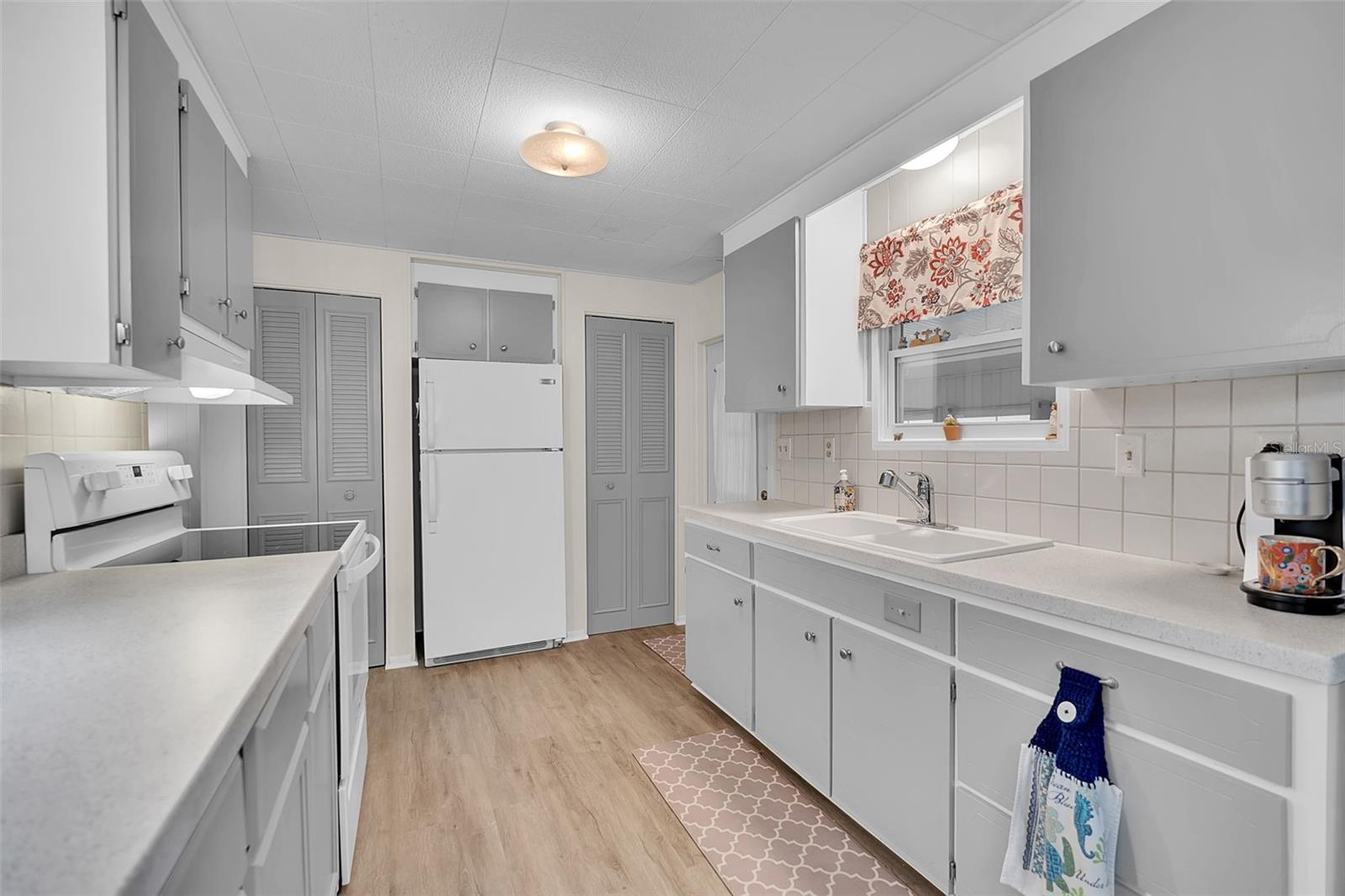 TERRA CEIA MANOR CO-OP - Residential