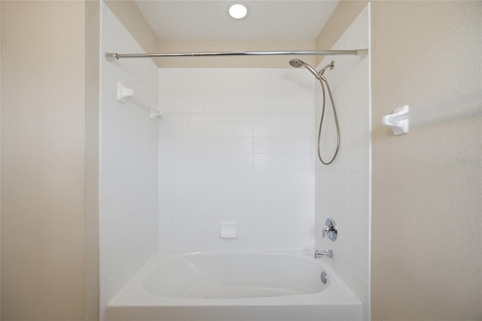 OAK CREEK PRCL 2 UNIT 2A - Residential