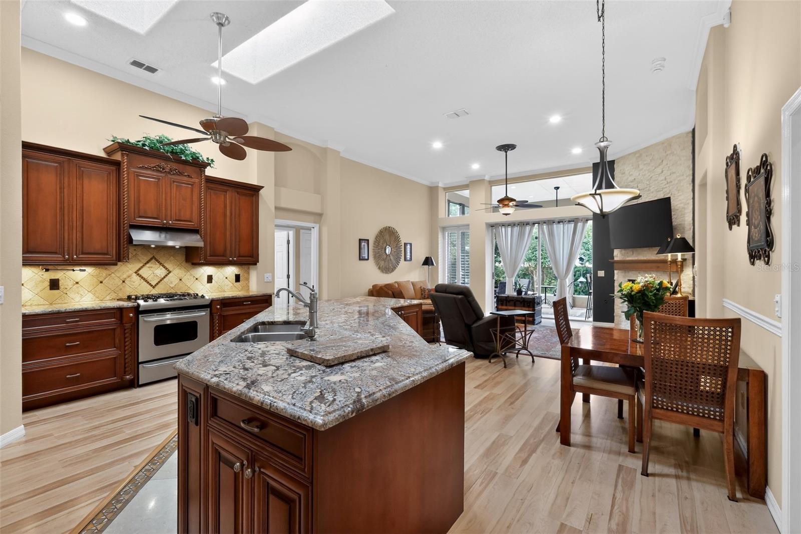 WESTCHASE SEC 225, 227, 229 - Residential