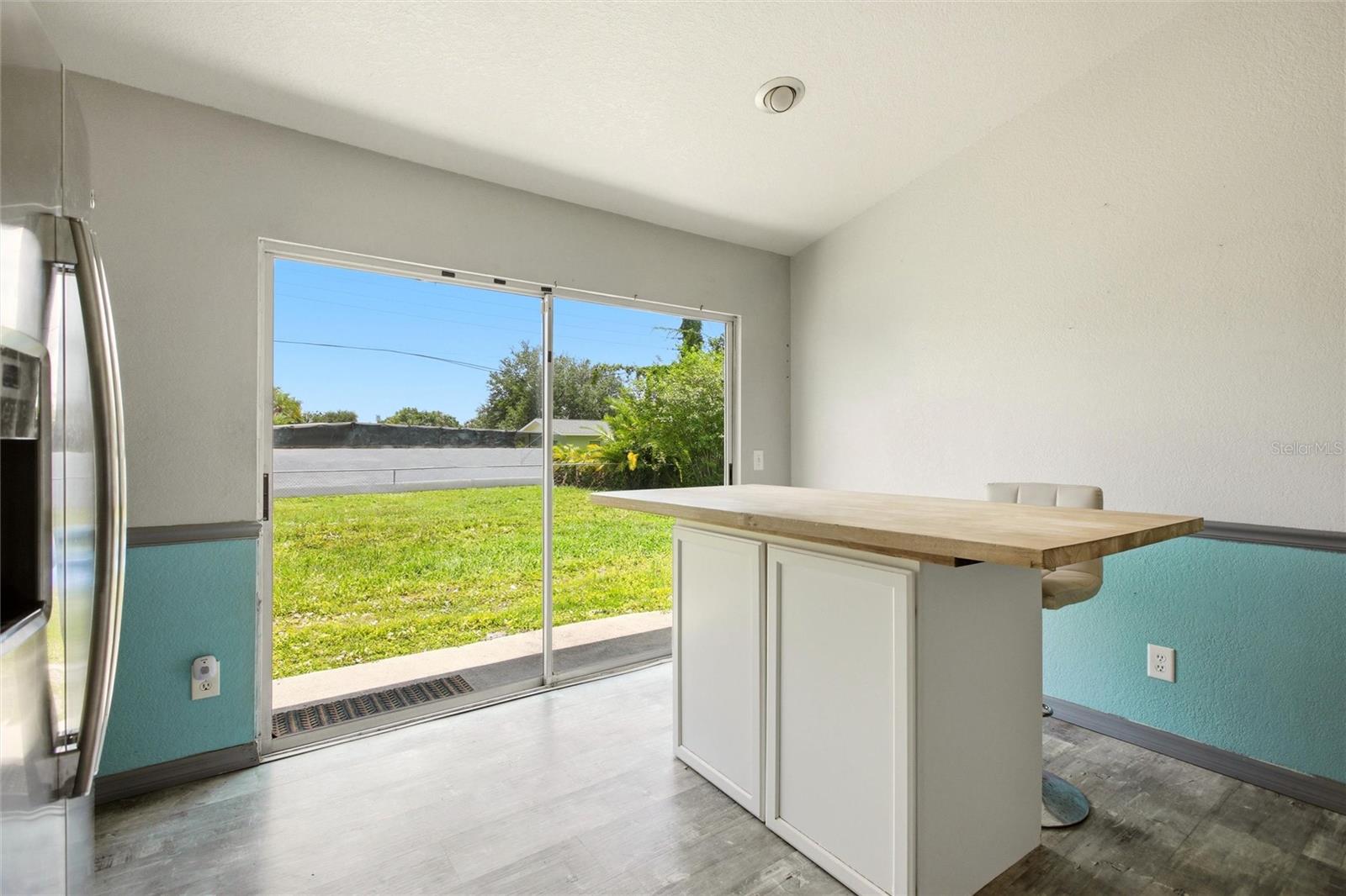 TEE & GREEN ESTATES - Residential