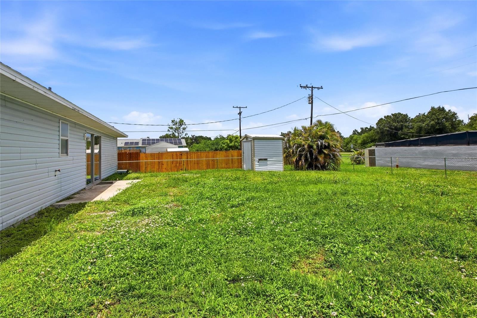 TEE & GREEN ESTATES - Residential