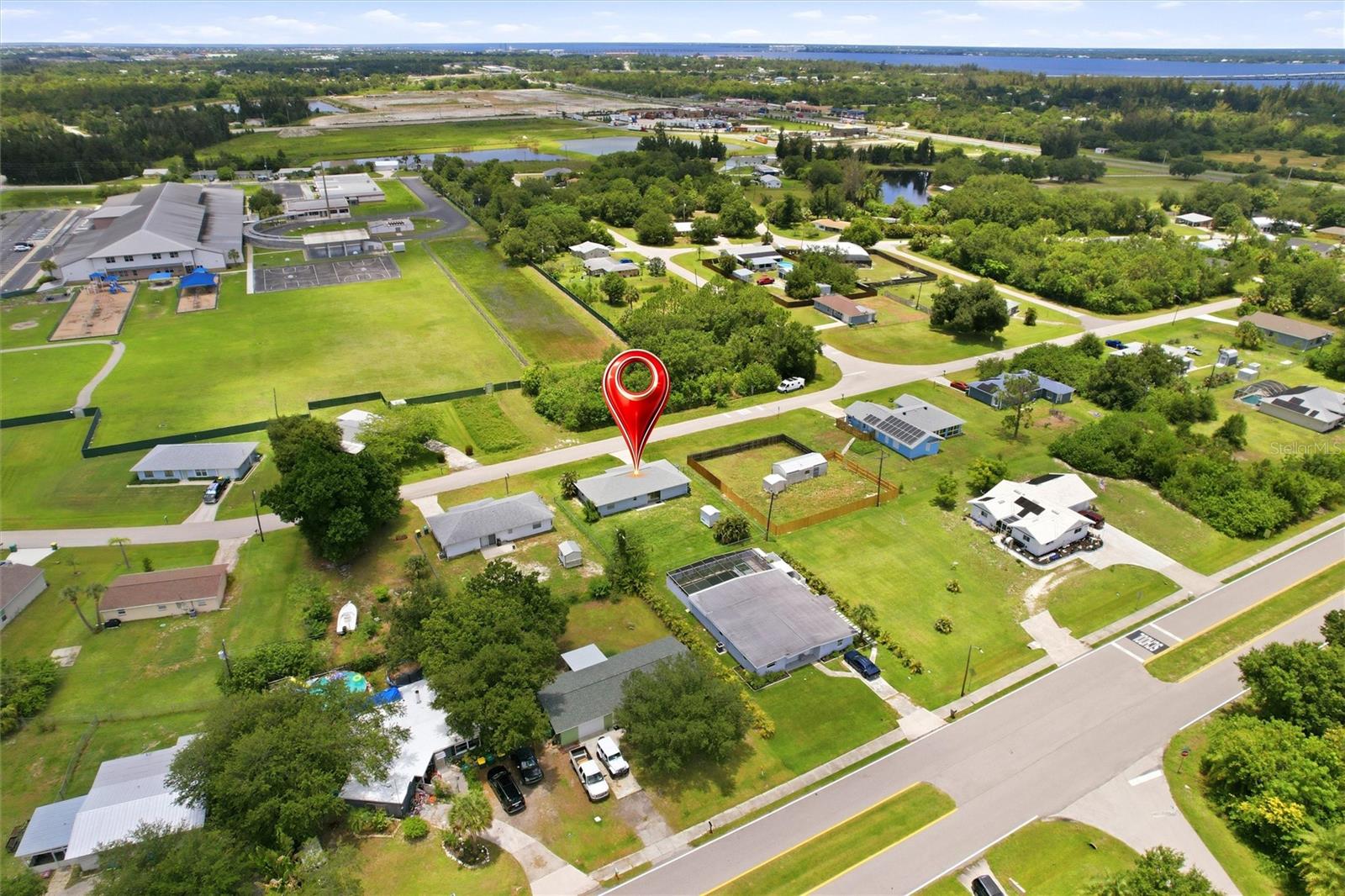 TEE & GREEN ESTATES - Residential