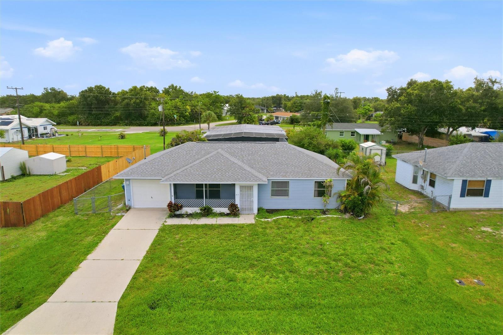 TEE & GREEN ESTATES - Residential