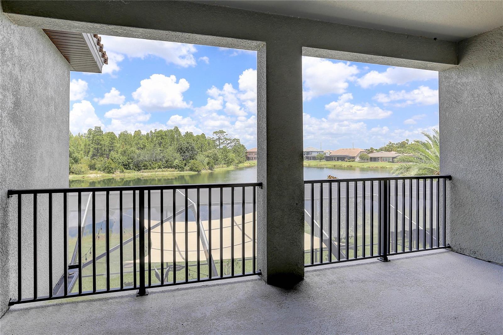 PROMENADE AT LAKE PARK PH - Residential