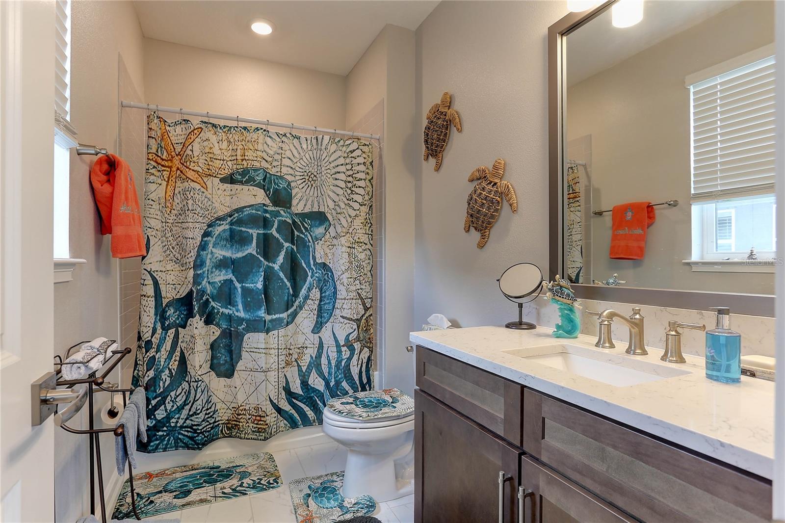 PROMENADE AT LAKE PARK PH - Residential