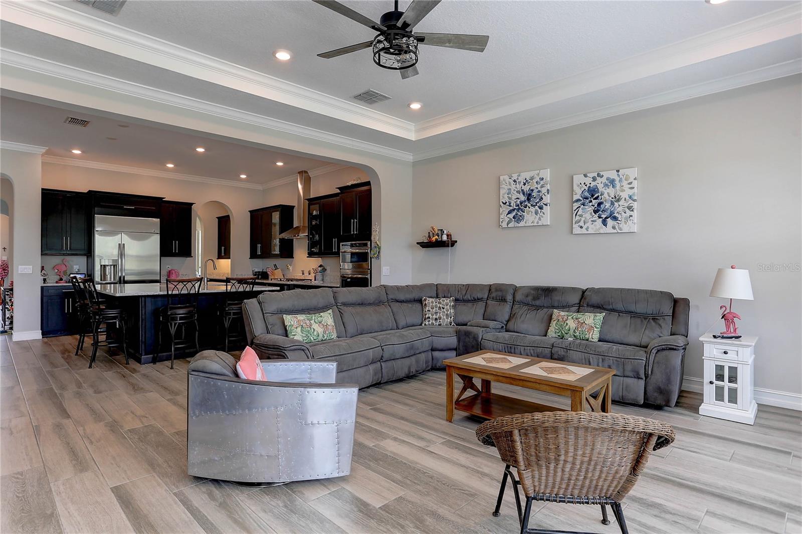 PROMENADE AT LAKE PARK PH - Residential
