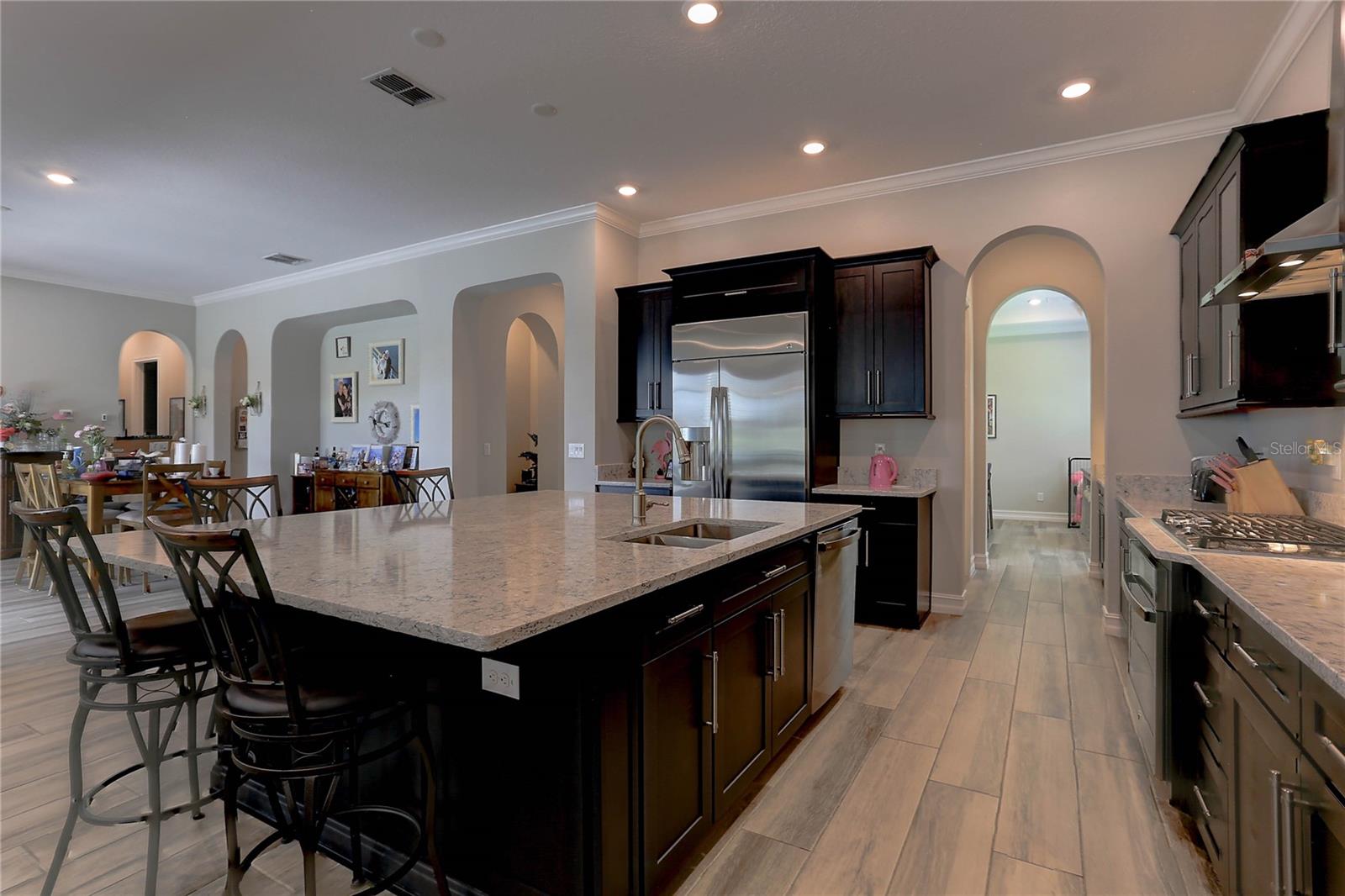 PROMENADE AT LAKE PARK PH - Residential