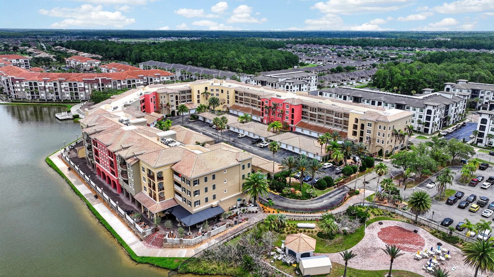 TUSCANY SQUARE 01 CONDO - Residential