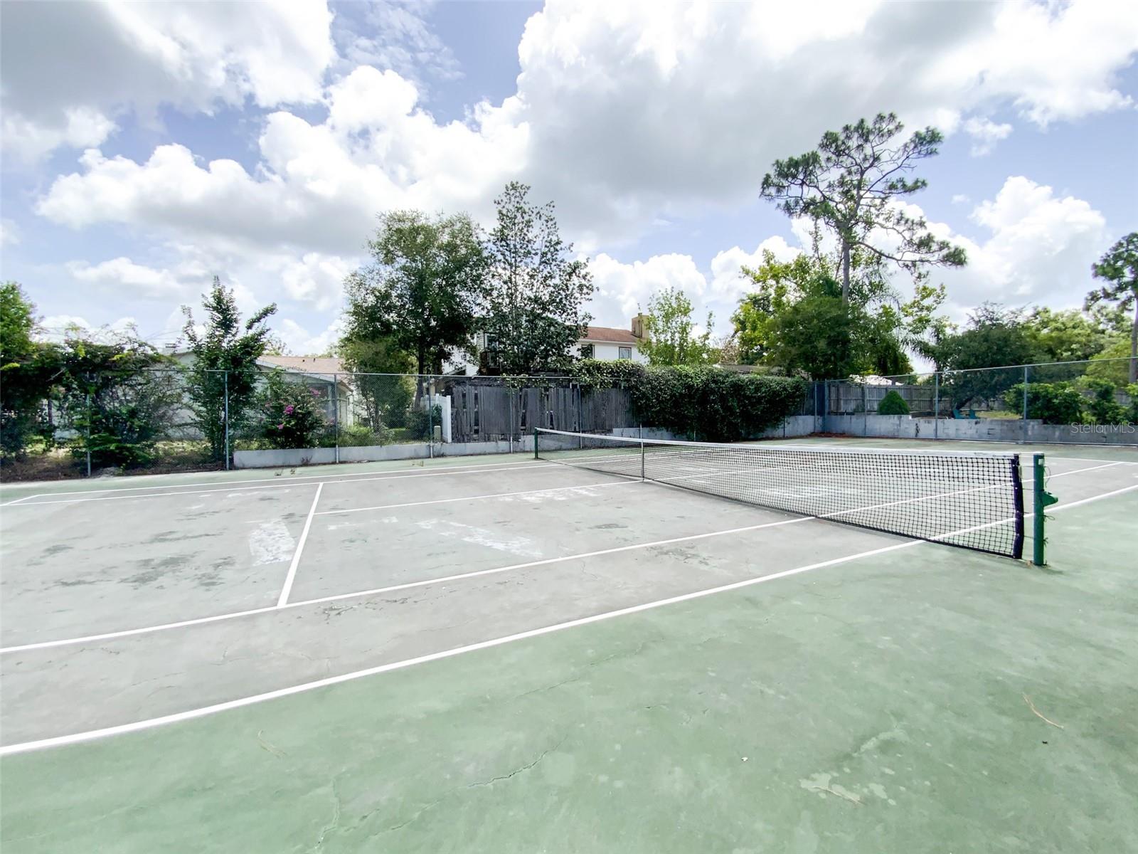 THE GLEN AT RIVER RIDGE - Residential