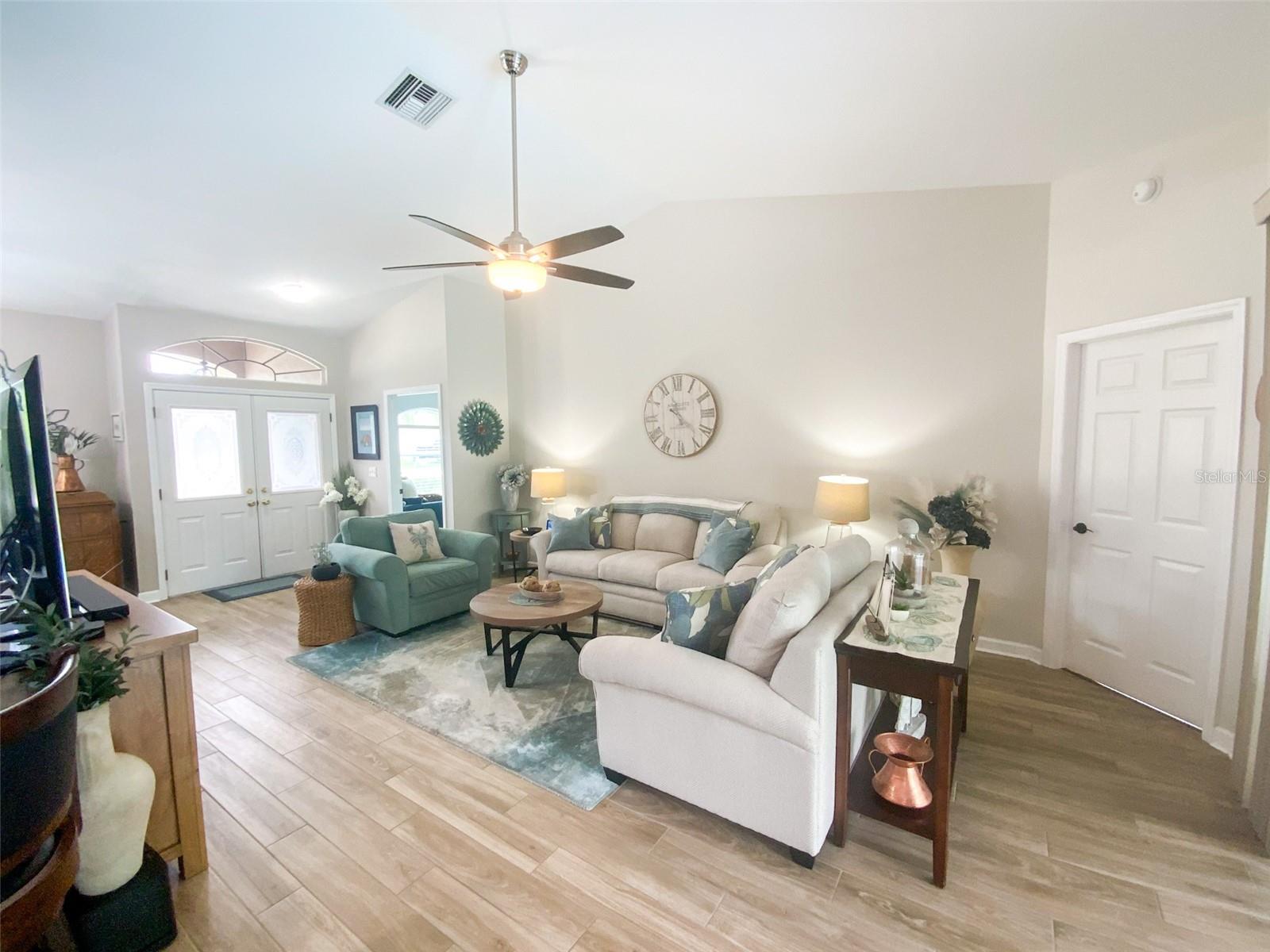 THE GLEN AT RIVER RIDGE - Residential
