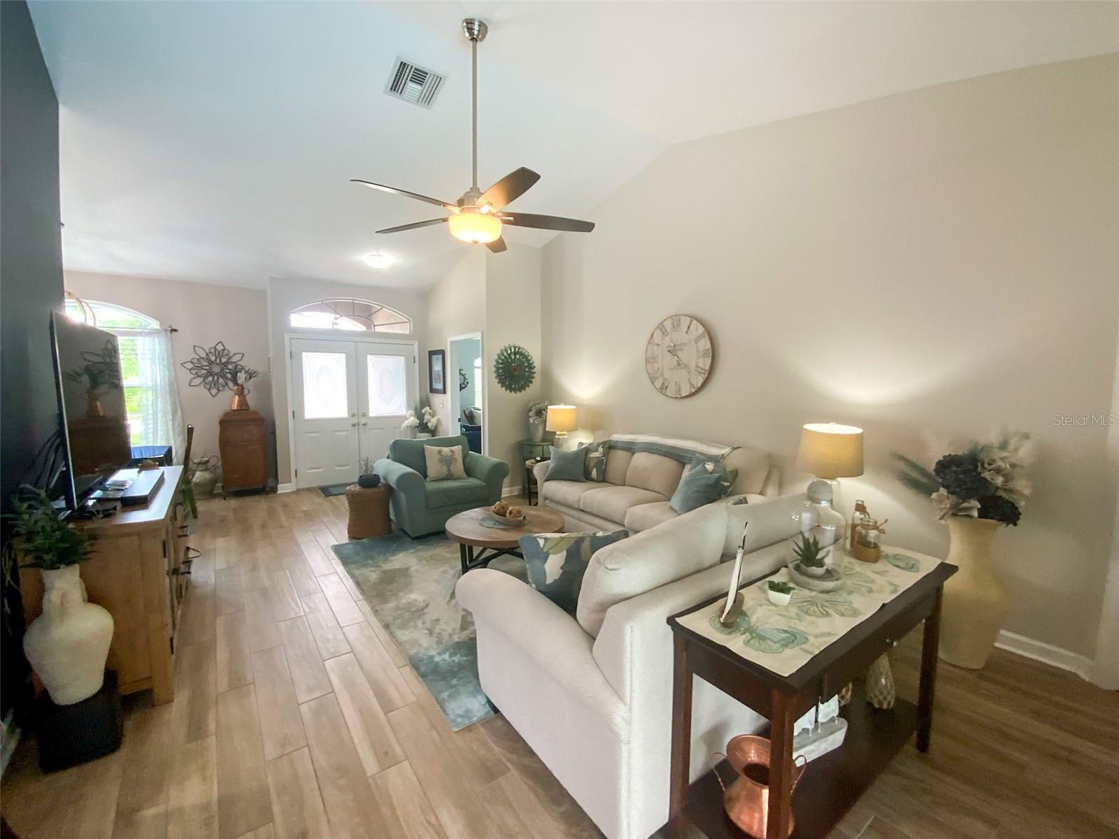 THE GLEN AT RIVER RIDGE - Residential