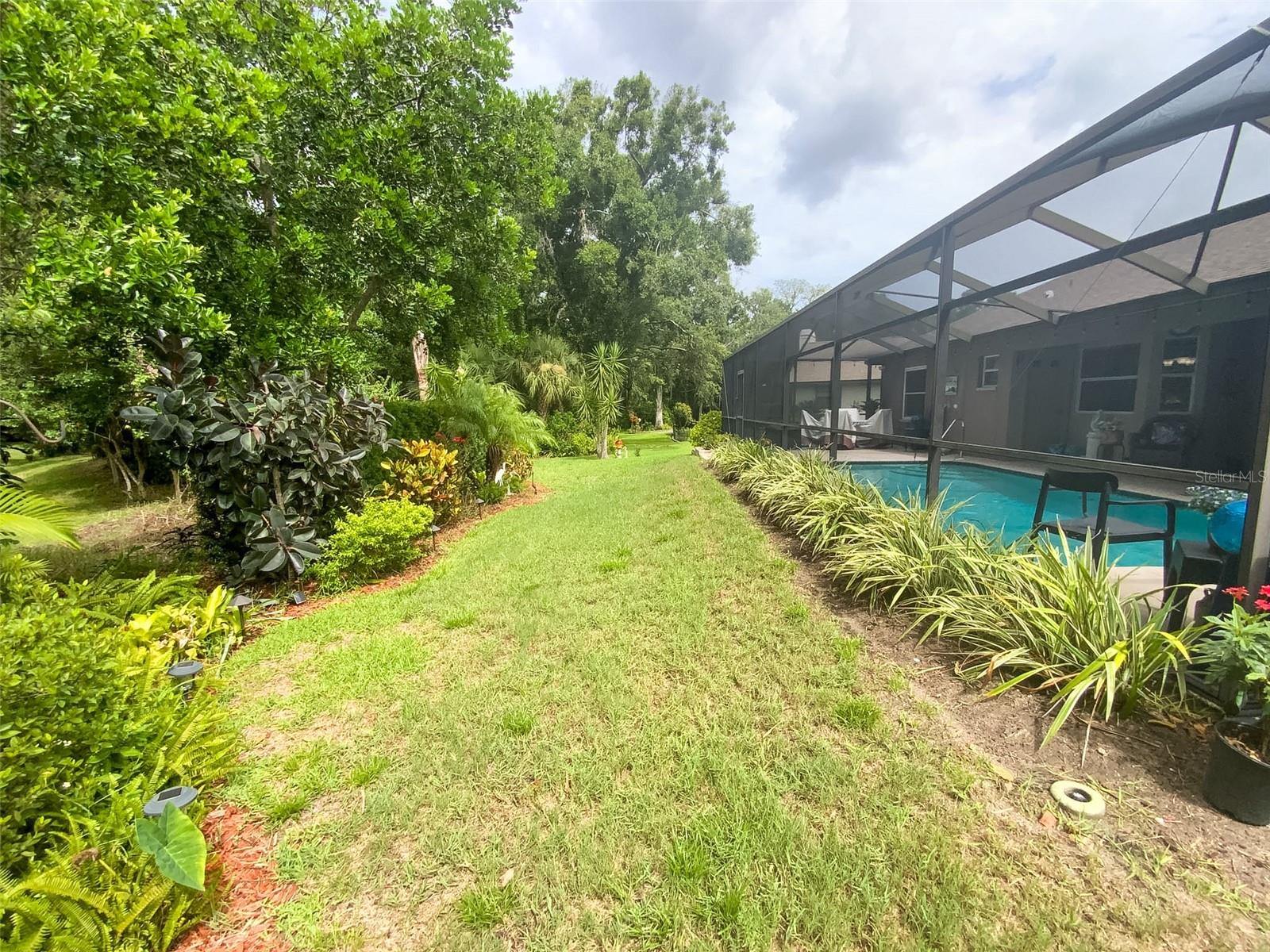 THE GLEN AT RIVER RIDGE - Residential
