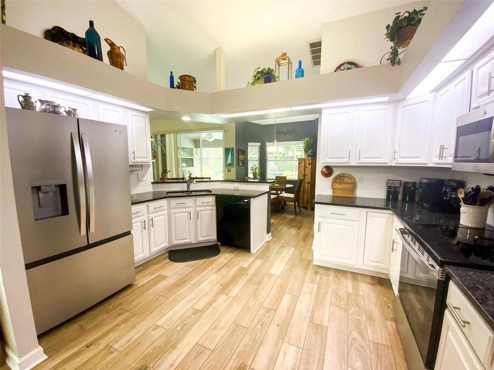 THE GLEN AT RIVER RIDGE - Residential